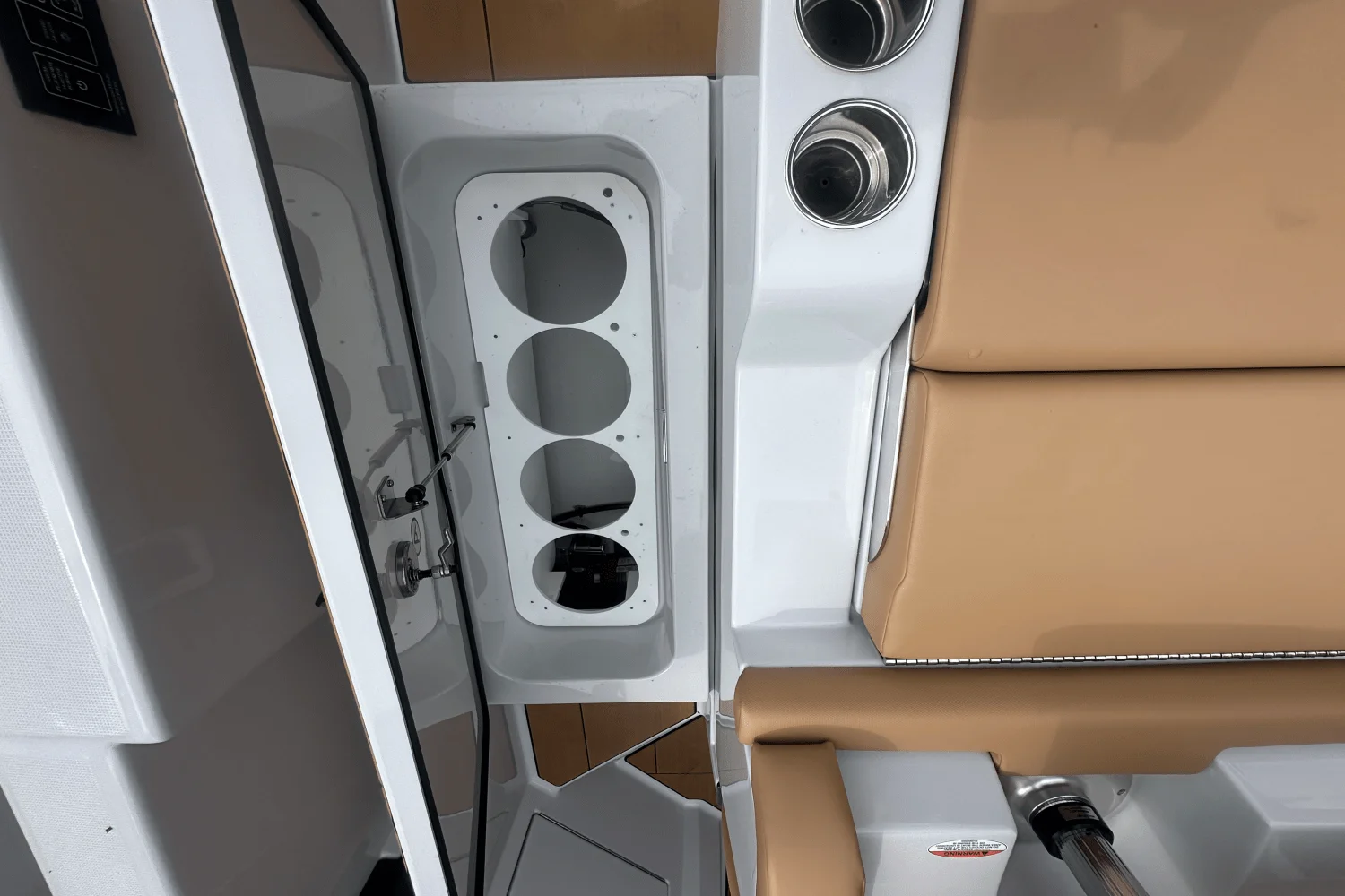 2024 Aviara AV32 Image Thumbnail #16