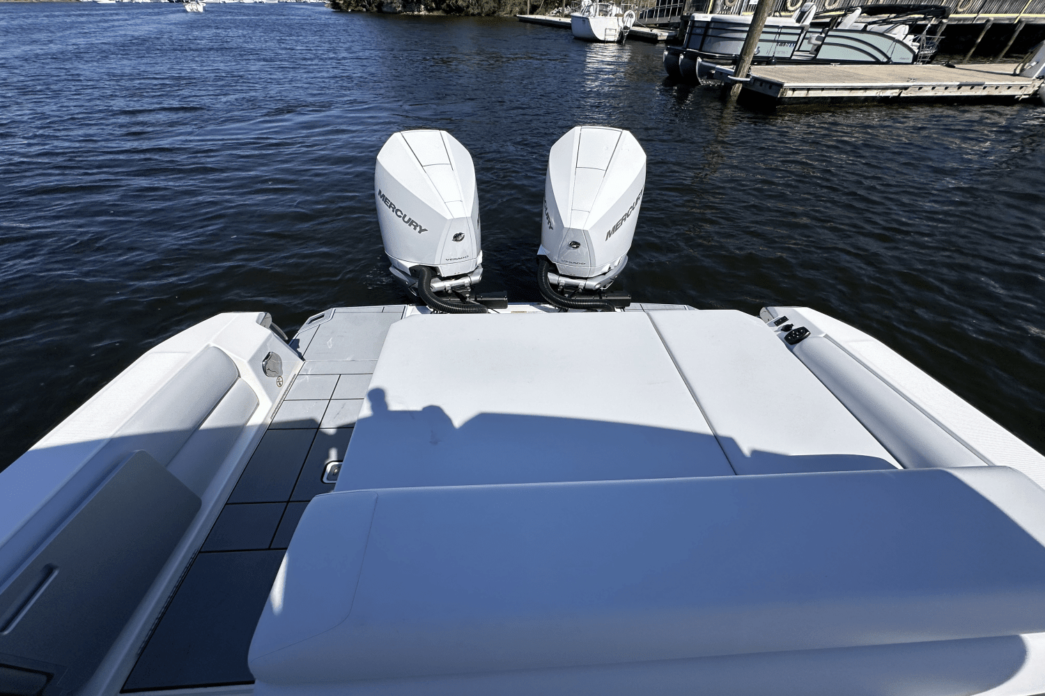 2024 Aviara AV28 Outboard Image Thumbnail #11