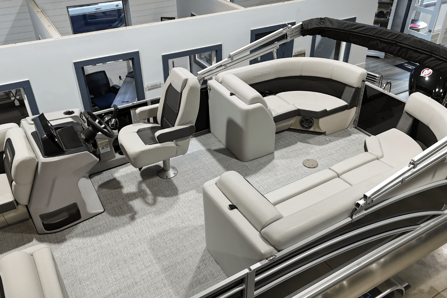 2024 Harris Cruiser 230 Image Thumbnail #6