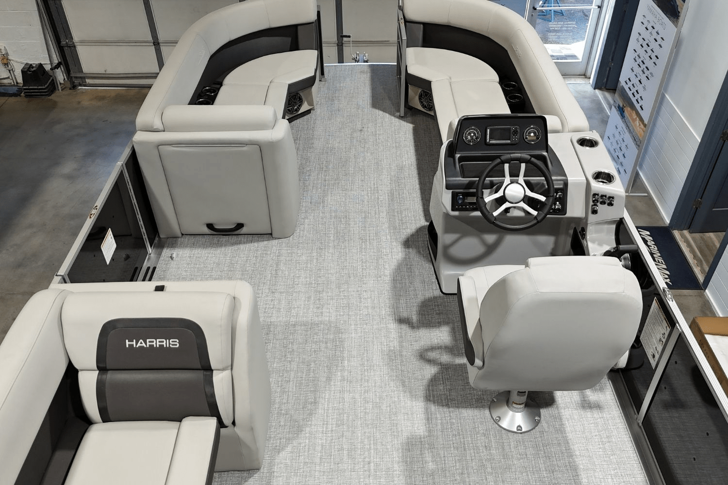 2024 Harris Cruiser 230 Image Thumbnail #9