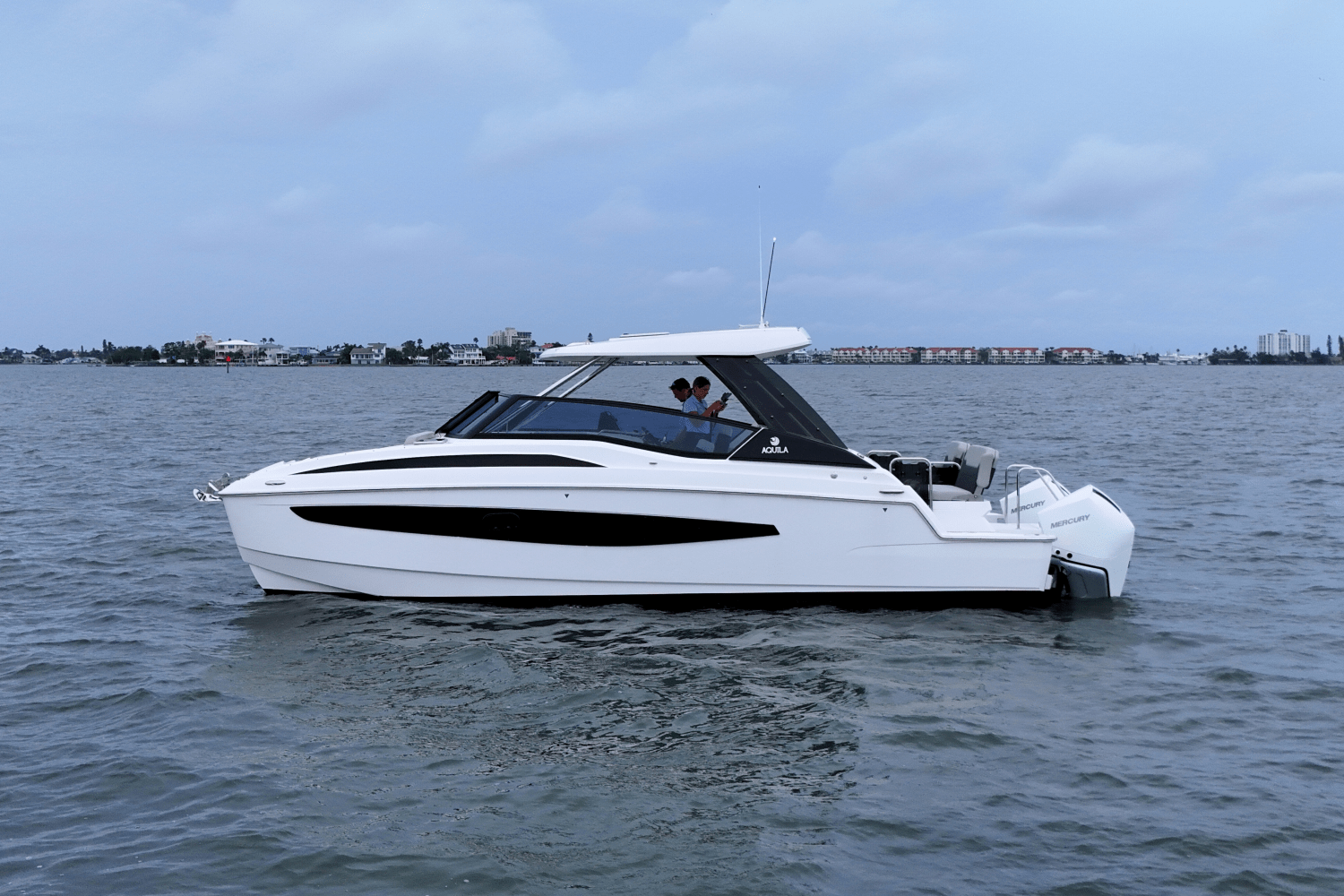 2025 Aquila 32 Image Thumbnail #10