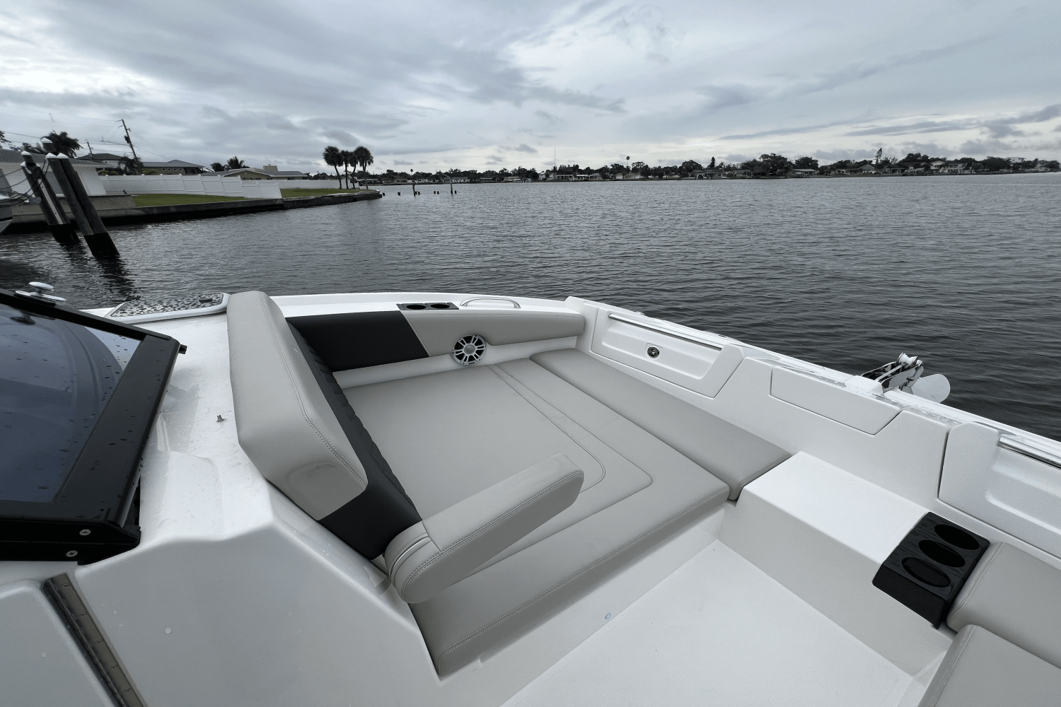 2025 Aquila 32 Image Thumbnail #13