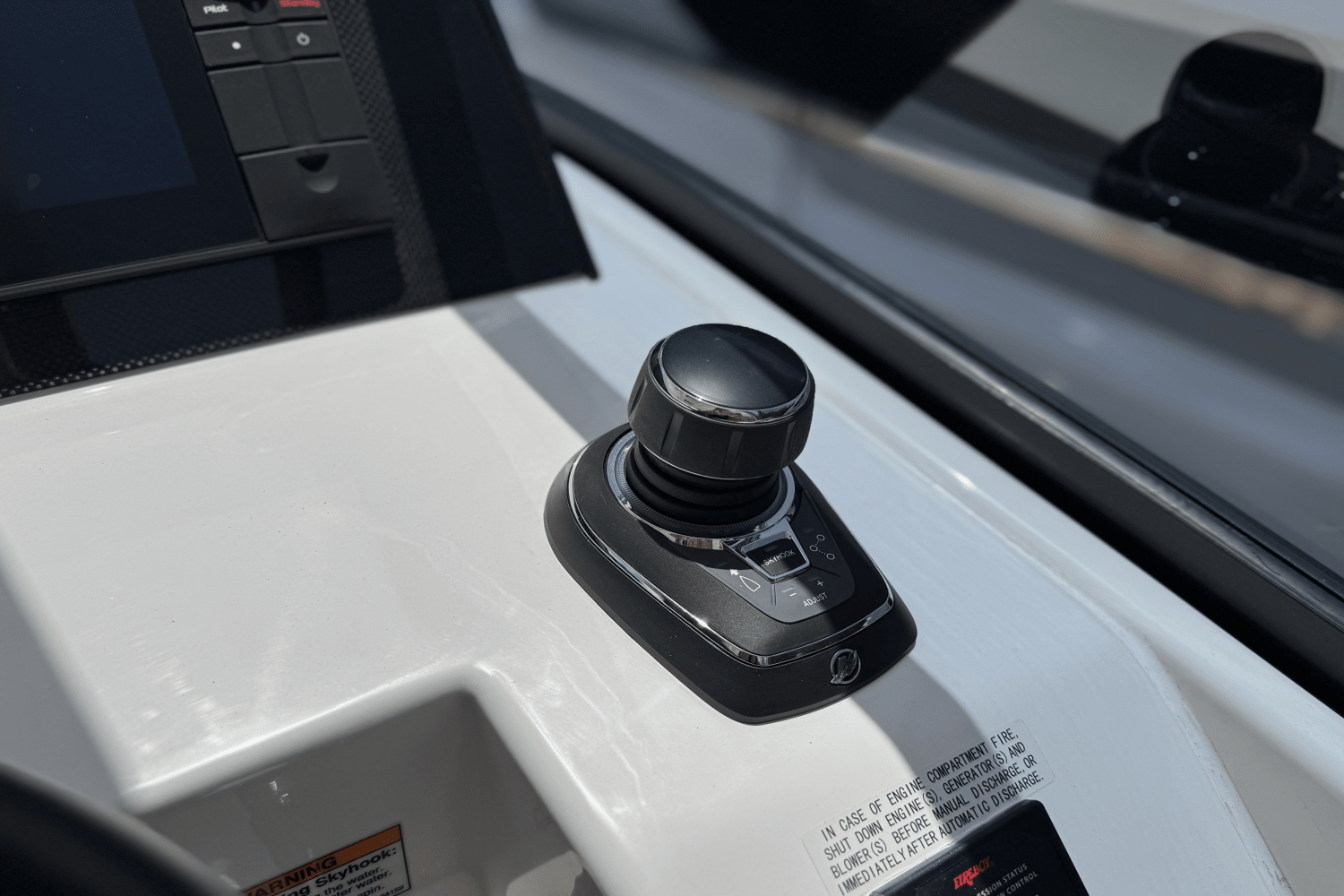 2025 Aquila 32 Image Thumbnail #24