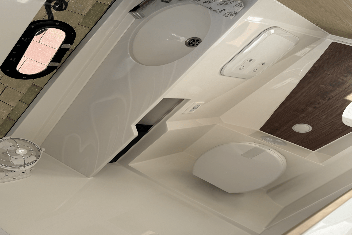 2025 Aquila 32 Image Thumbnail #33