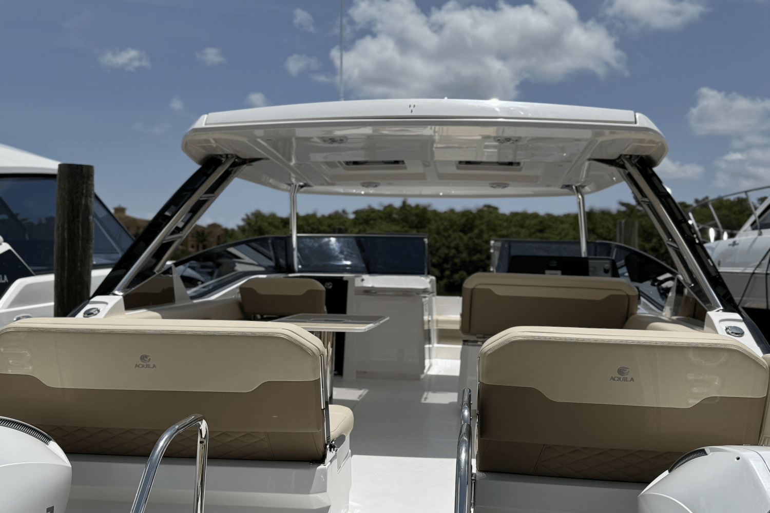 2025 Aquila 32 Image Thumbnail #13