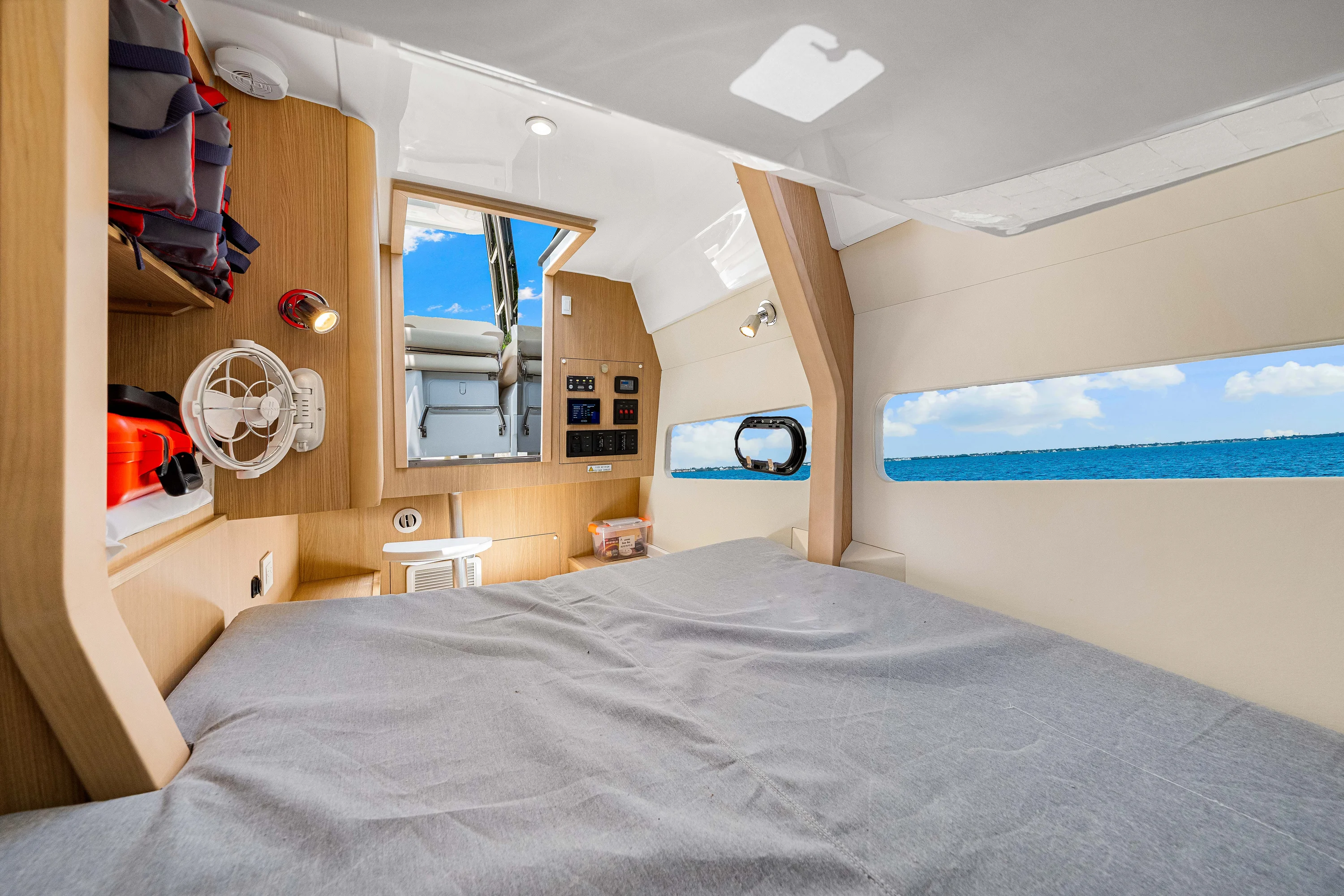 2026 Aquila 32 Sport Image Thumbnail #74