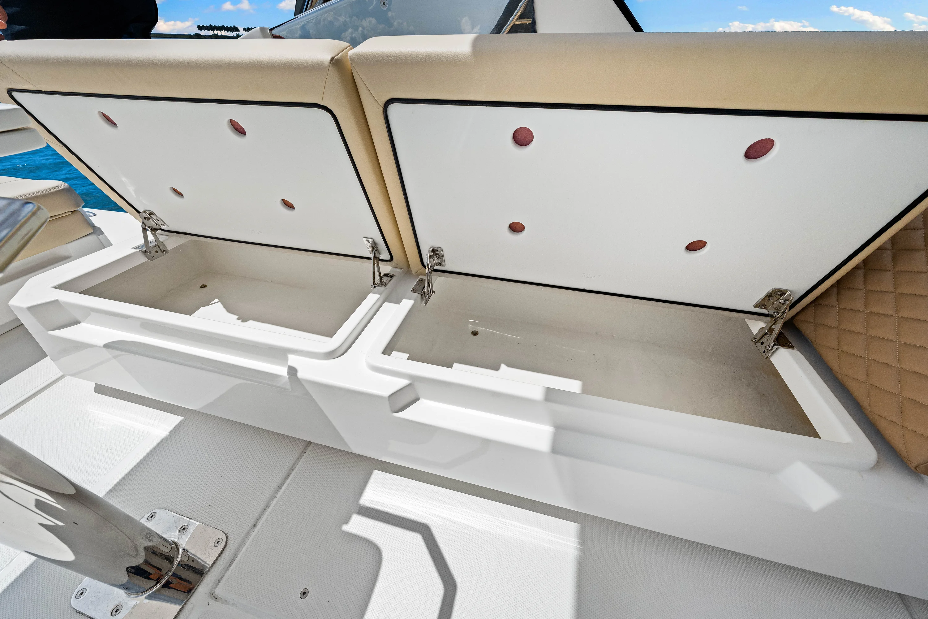 2026 Aquila 32 Sport Image Thumbnail #55