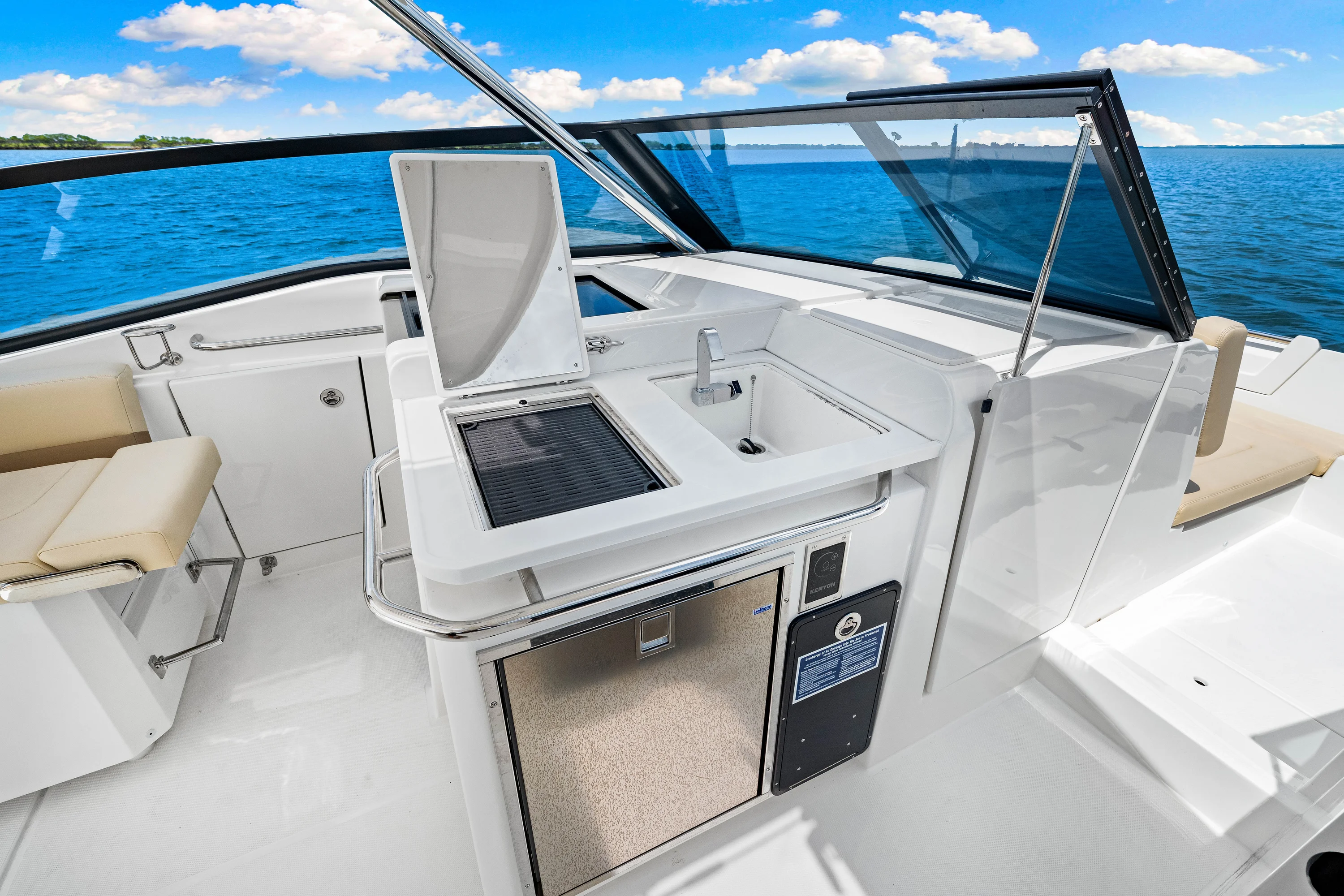 2026 Aquila 32 Sport Image Thumbnail #60