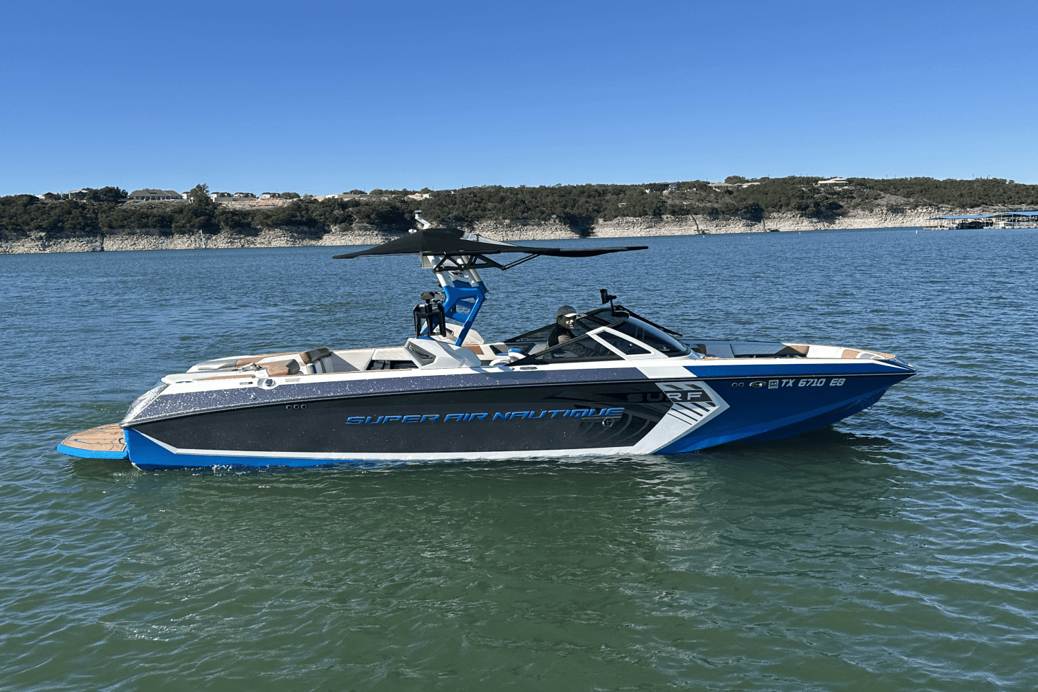 Thumbnail 2 for 2018 Nautique Super Air Nautique G25