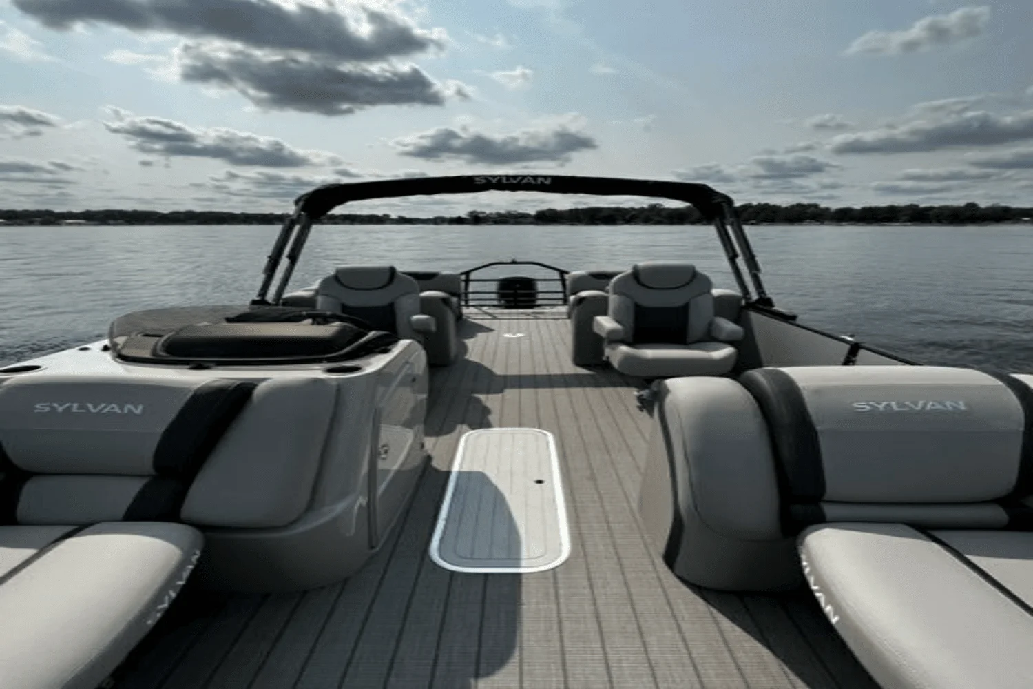 2024 Sylvan L5 Image Thumbnail #9