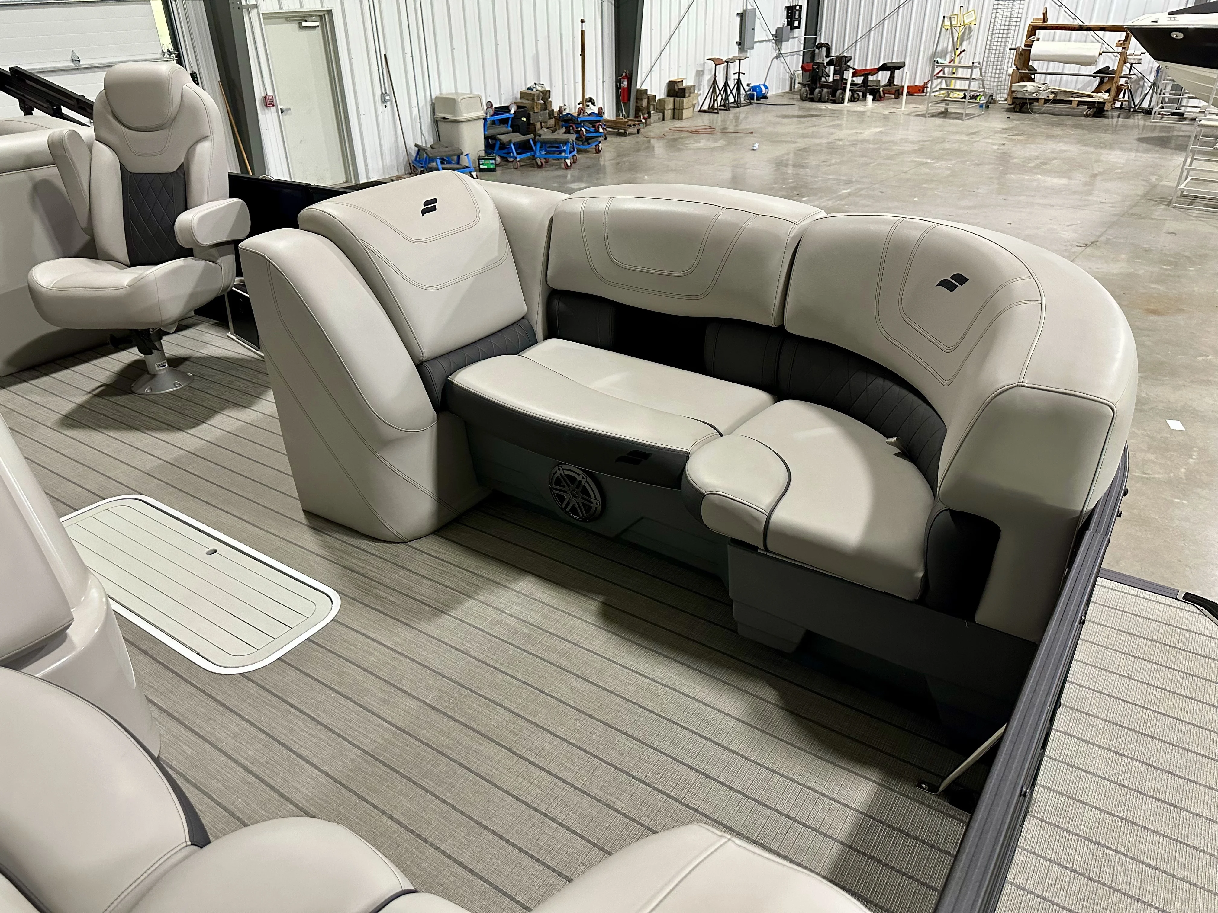 2024 Starcraft SLS3TT Image Thumbnail #5