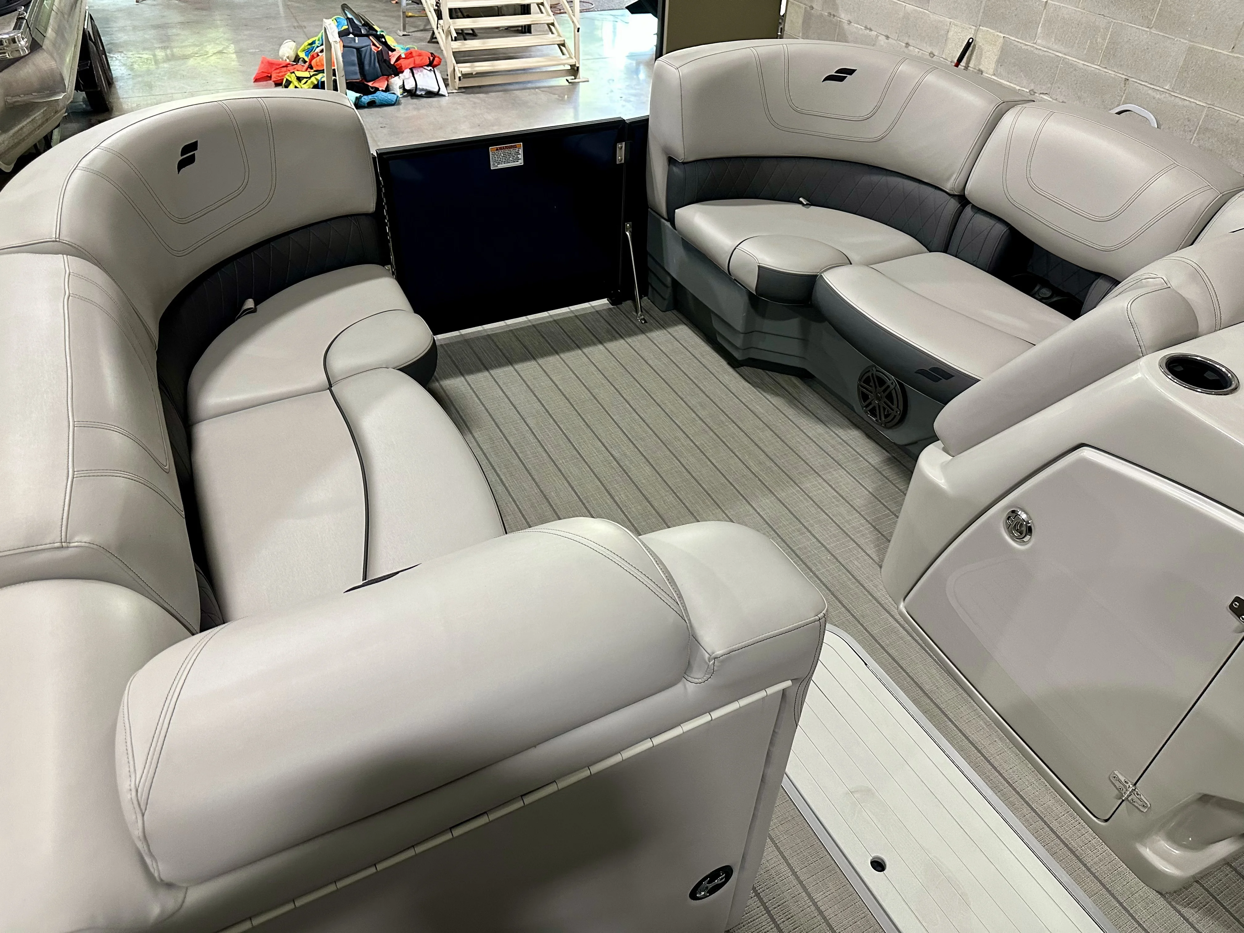 2024 Starcraft SLS3TT Image Thumbnail #6