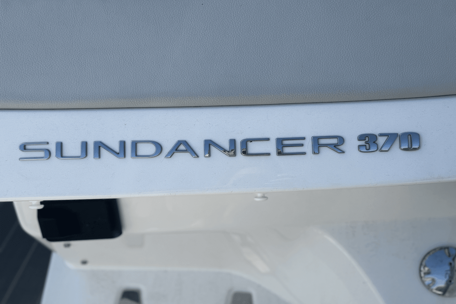 2024 Sea Ray
                                                             Sundancer 370 Outboard Image Thumbnail #4