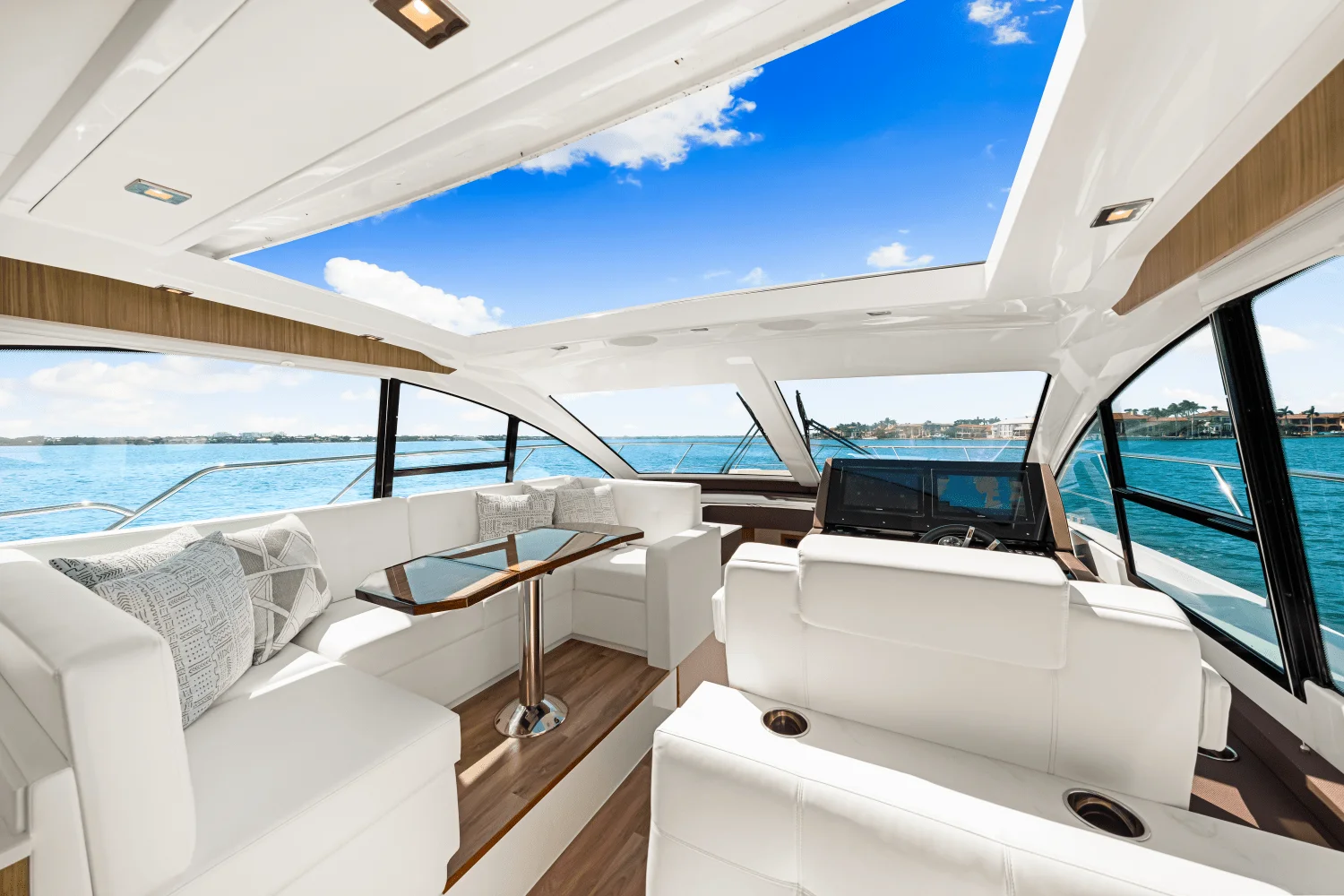 2024 Cruisers Yachts 50 Cantius Image Thumbnail #24