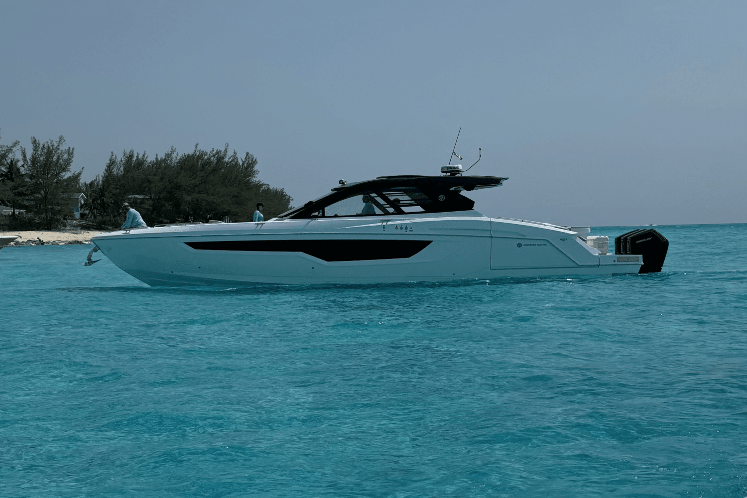 2024 Cruisers Yachts 50 GLS Outboard Image Thumbnail #2