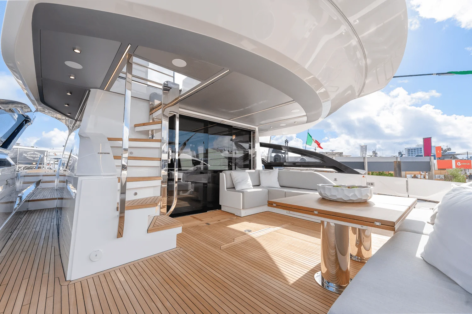 2024 Azimut S8 Image Thumbnail #5