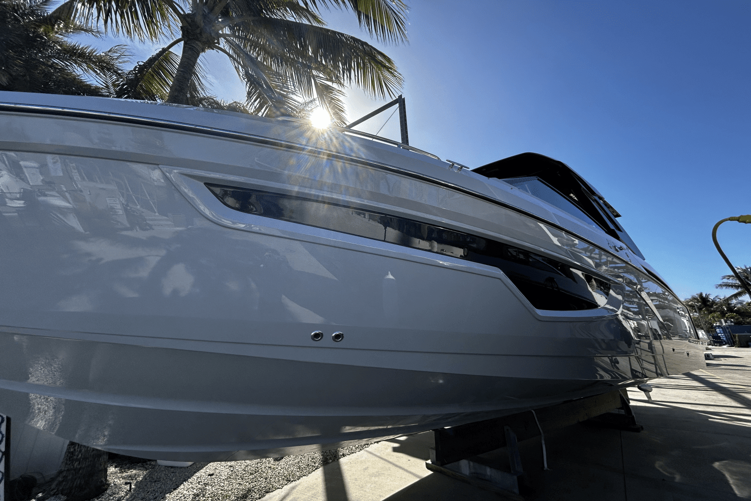 Thumbnail 2 for 2024 Cruisers Yachts 34 GLS South Beach Outboard