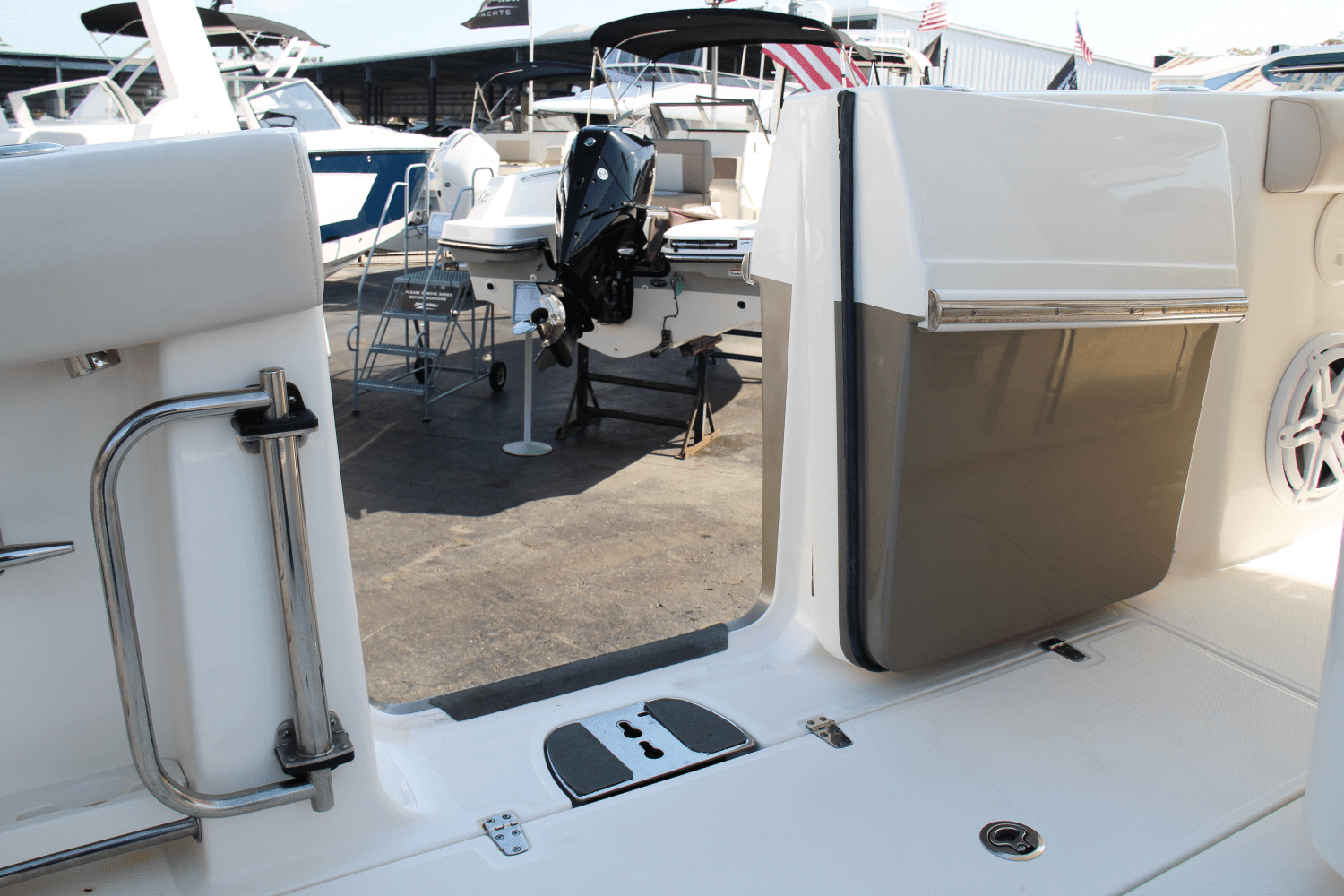 2018 Boston Whaler
                                                             380 Outrage Image Thumbnail #36