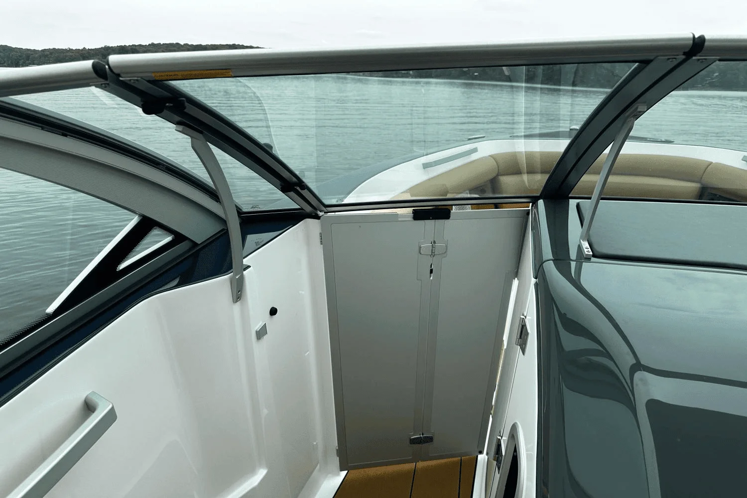 2024 Aviara AV32 Image Thumbnail #32