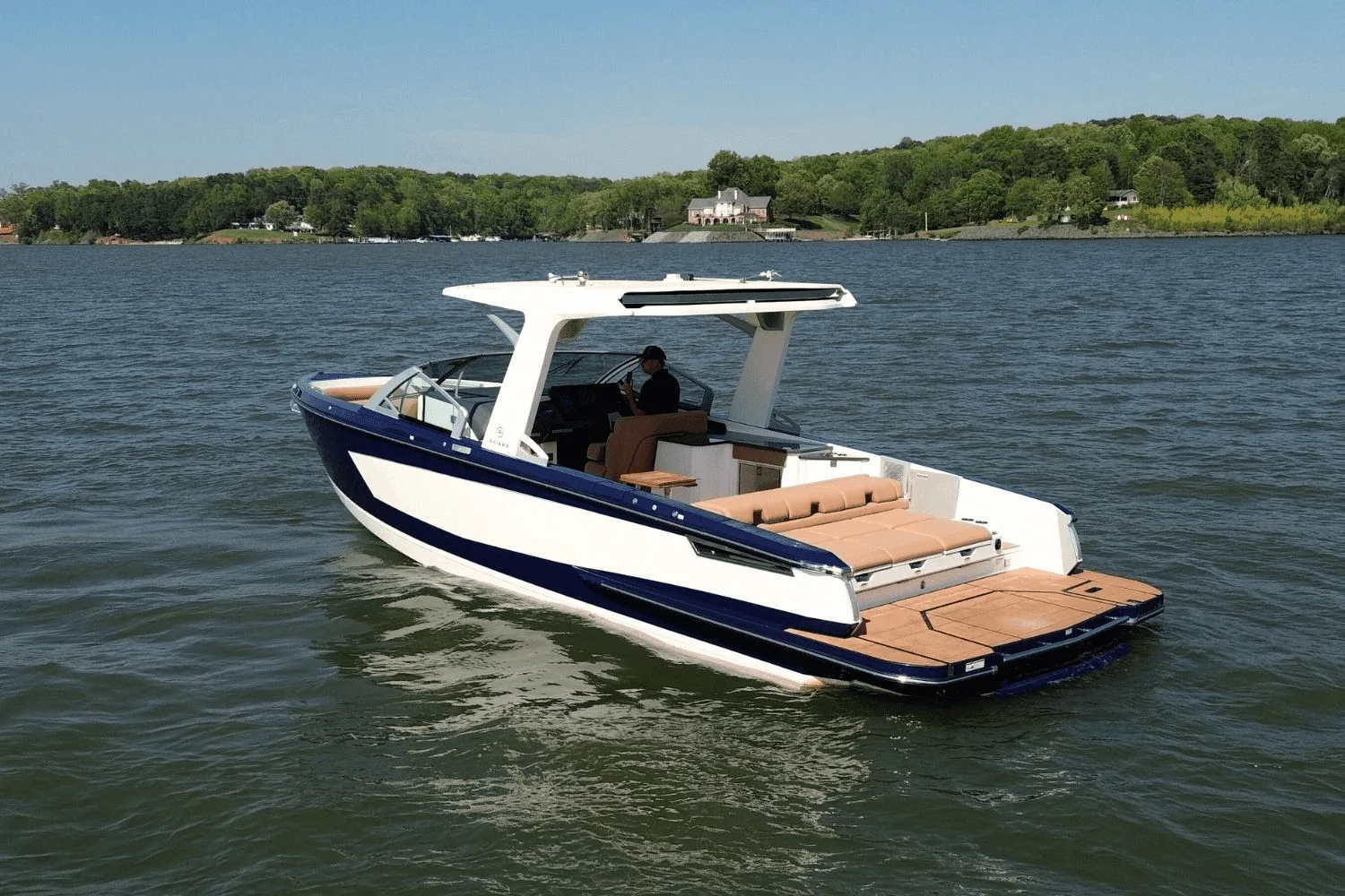 2024 Aviara AV32 Image Thumbnail #1