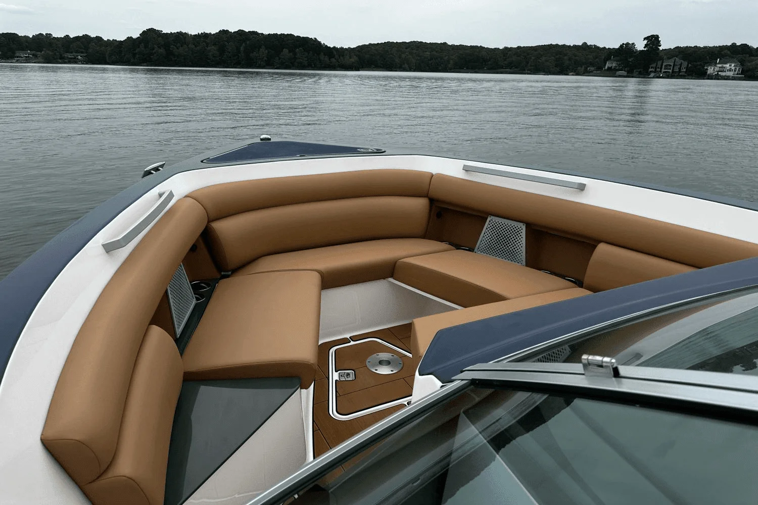 2024 Aviara AV32 Image Thumbnail #34