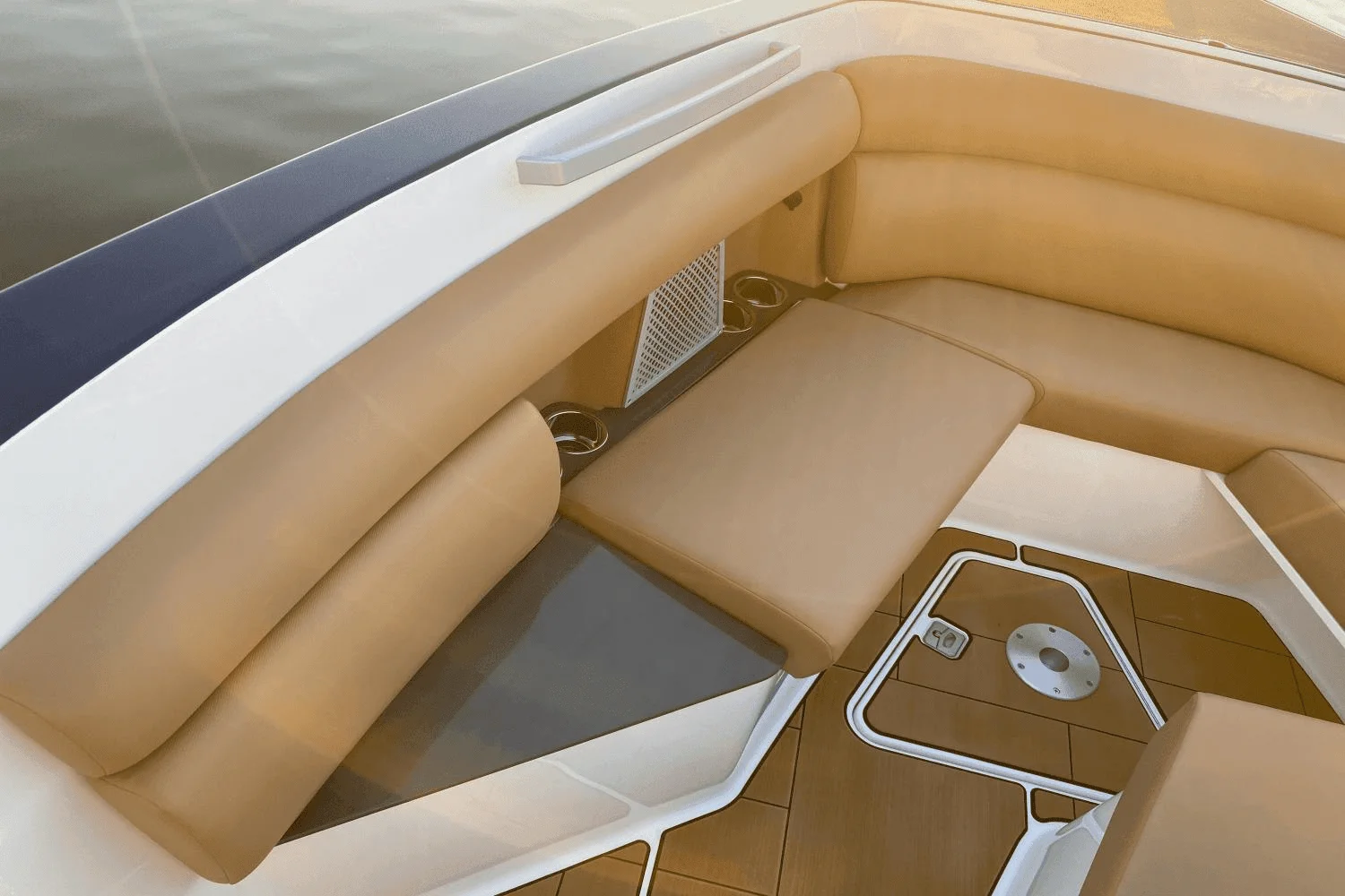 2024 Aviara AV32 Image Thumbnail #37