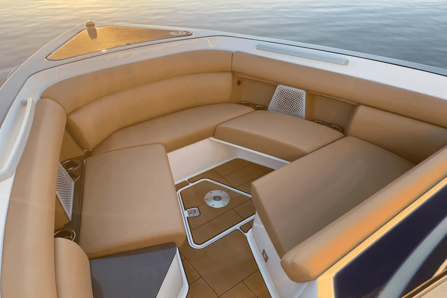 2024 Aviara AV32 Image Thumbnail #36