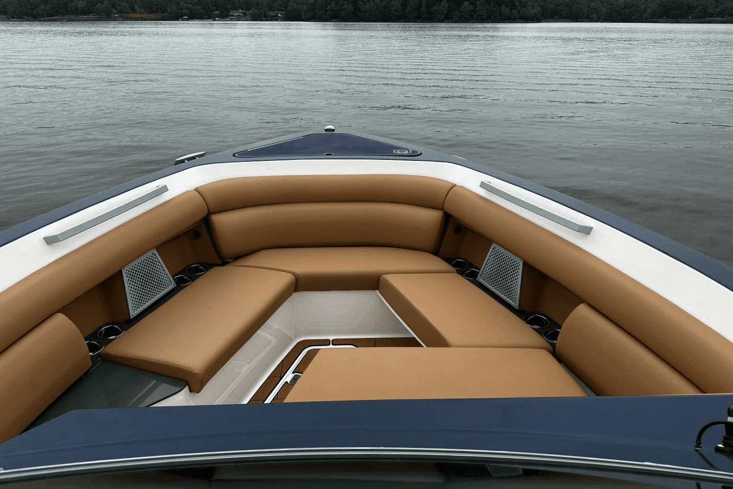 2024 Aviara AV32 Image Thumbnail #33