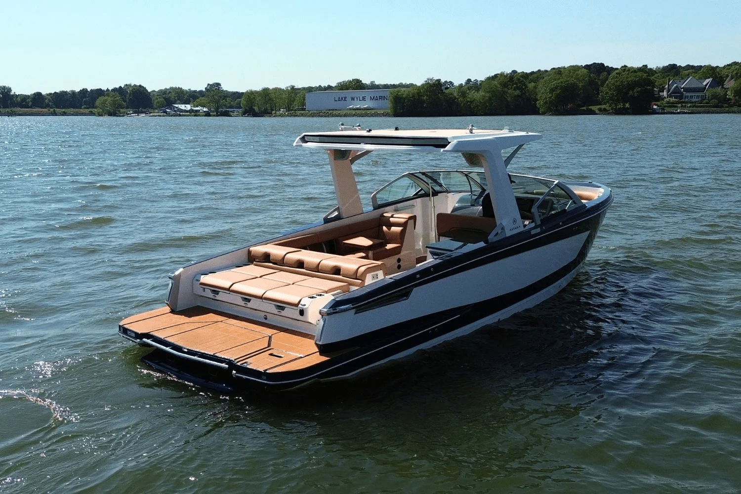 2024 Aviara AV32 Image Thumbnail #3