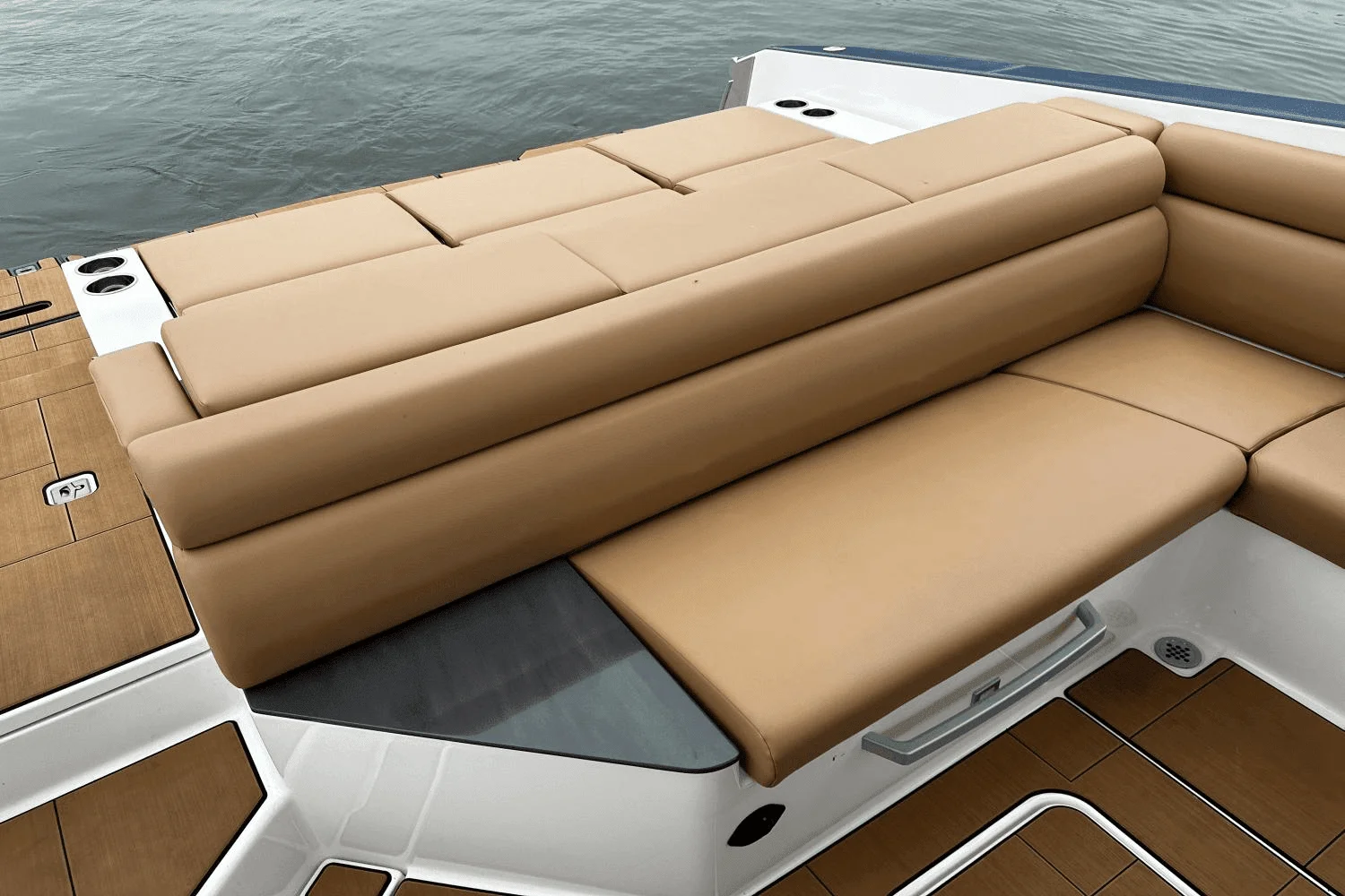 2024 Aviara AV32 Image Thumbnail #9