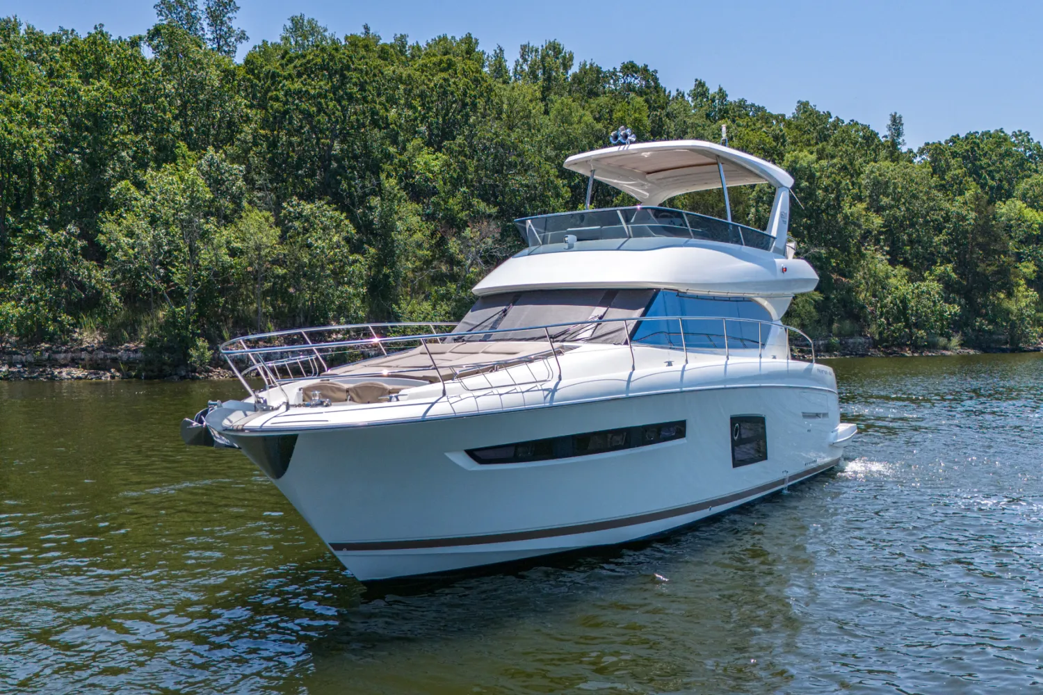 2015 Prestige 620 SPORT FLY Image Thumbnail #0