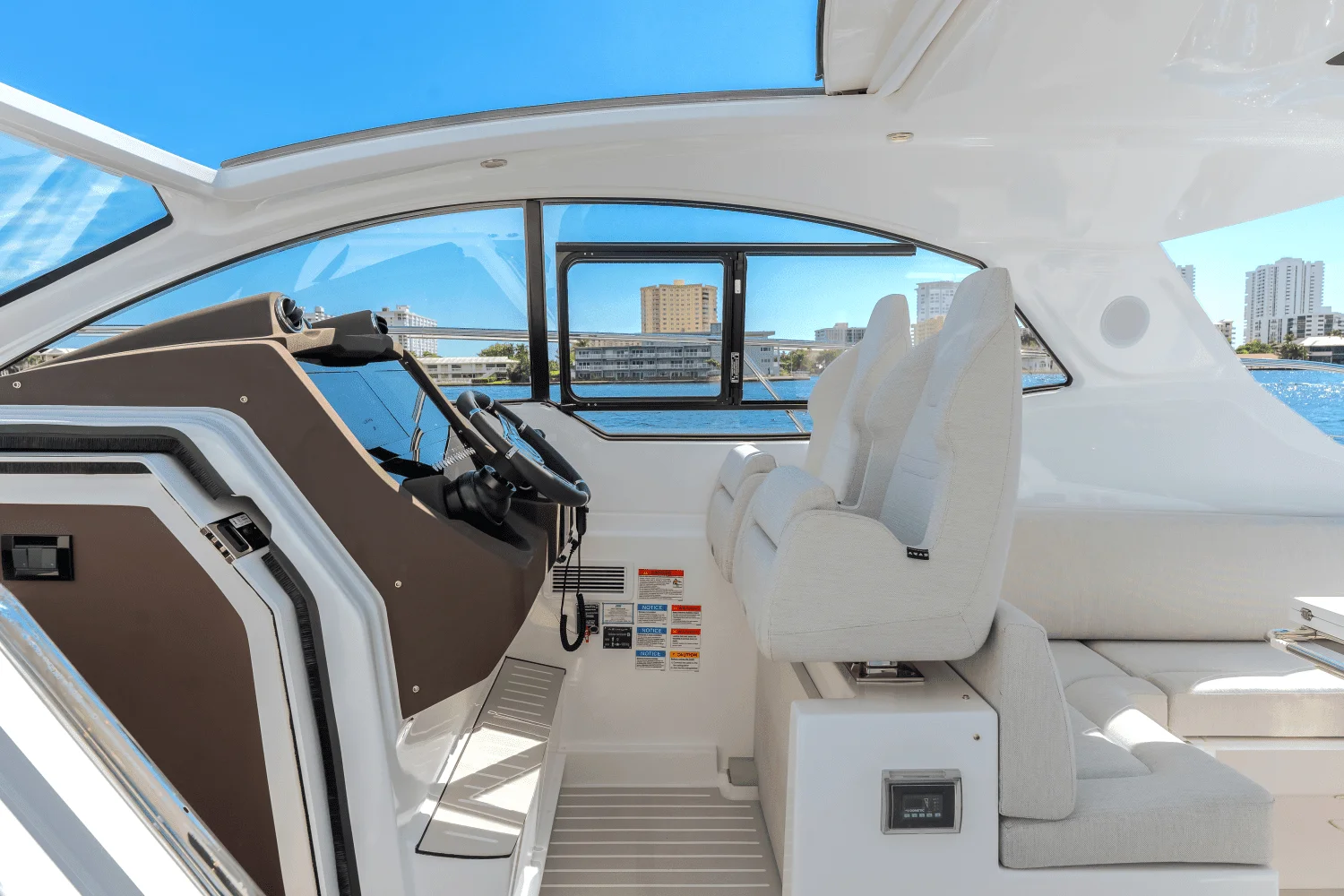 2025 Azimut ATLANTIS 45 Image Thumbnail #14