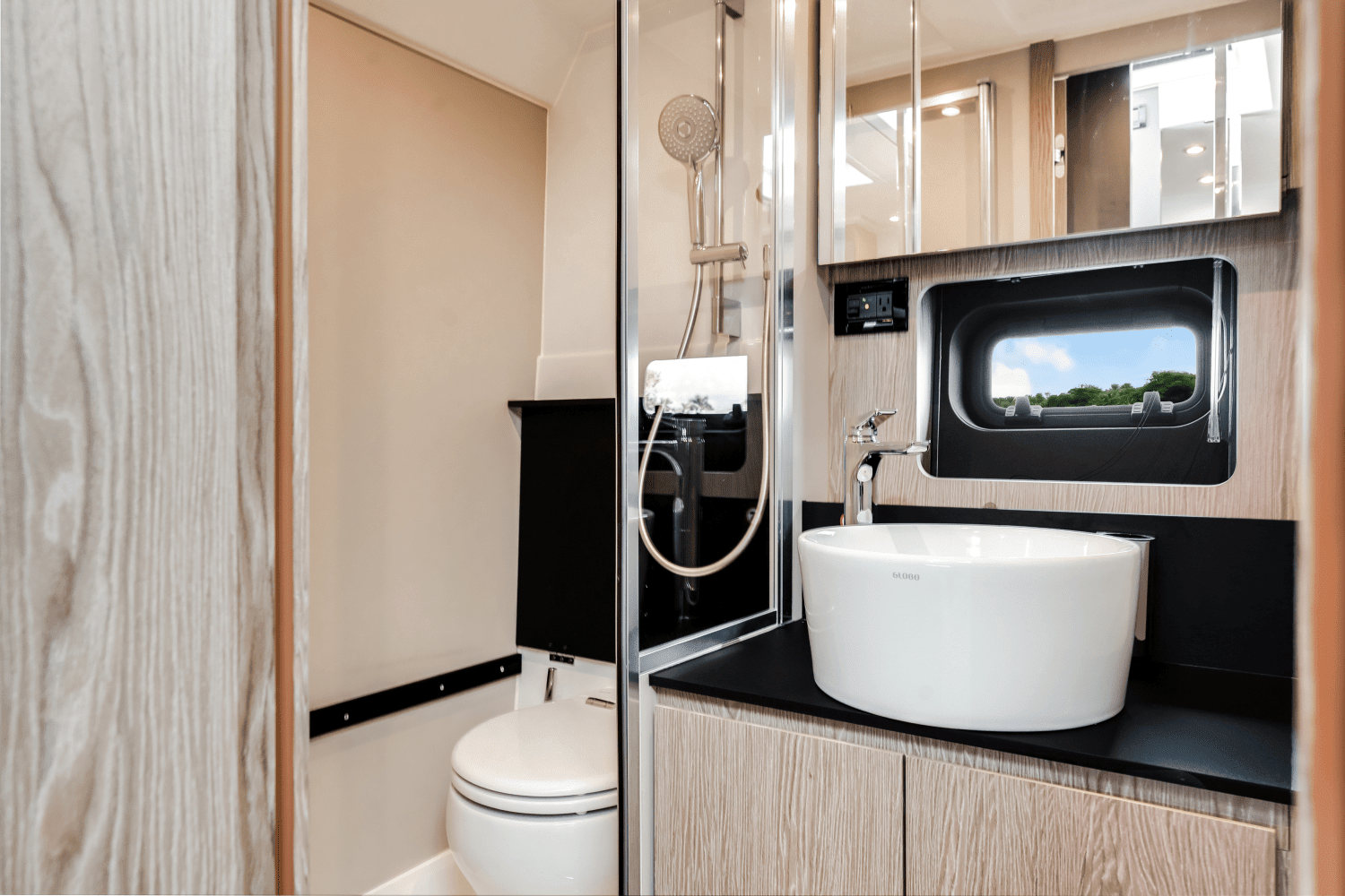 2025 Azimut ATLANTIS 45 Image Thumbnail #28