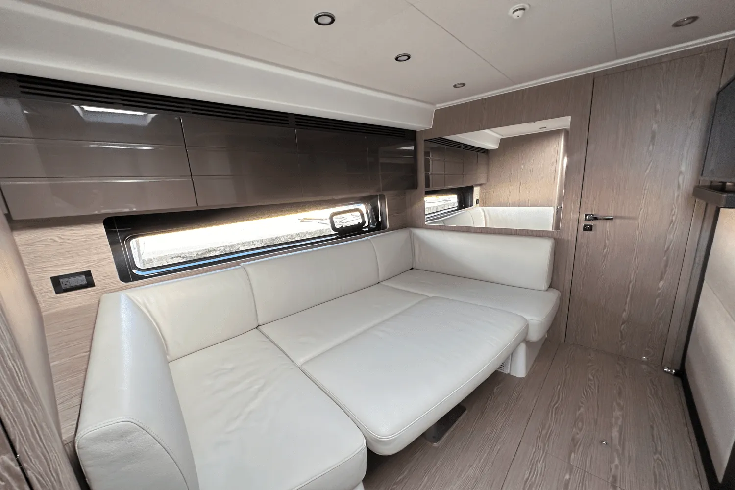 2025 Azimut ATLANTIS 45 Image Thumbnail #29