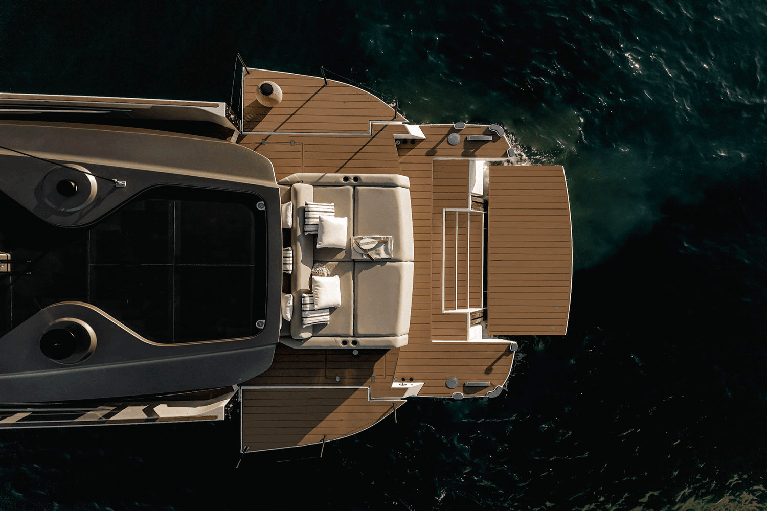 2025 Azimut Seadeck 6 Image Thumbnail #63