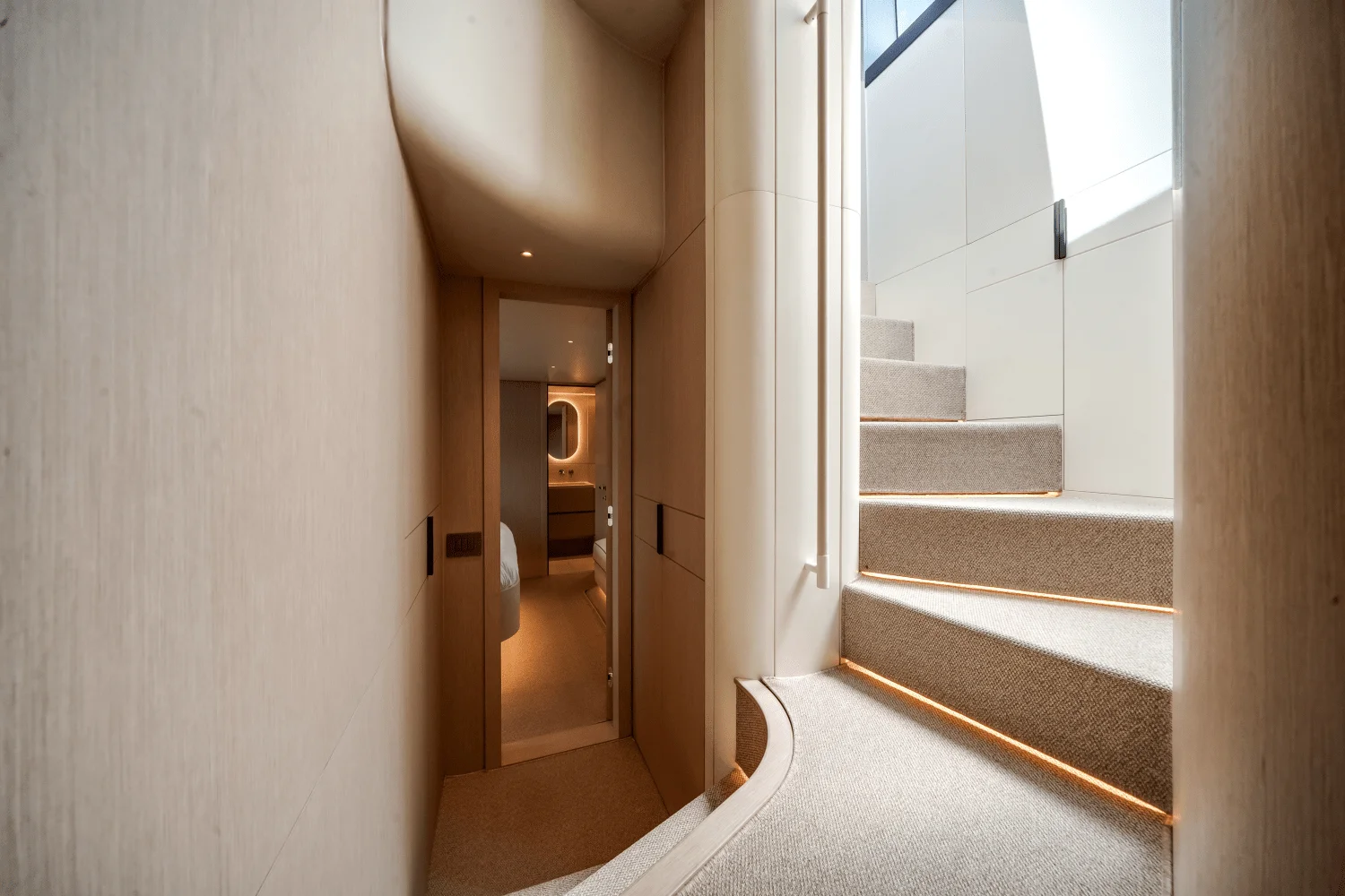 2025 Azimut Seadeck 6 Image Thumbnail #38