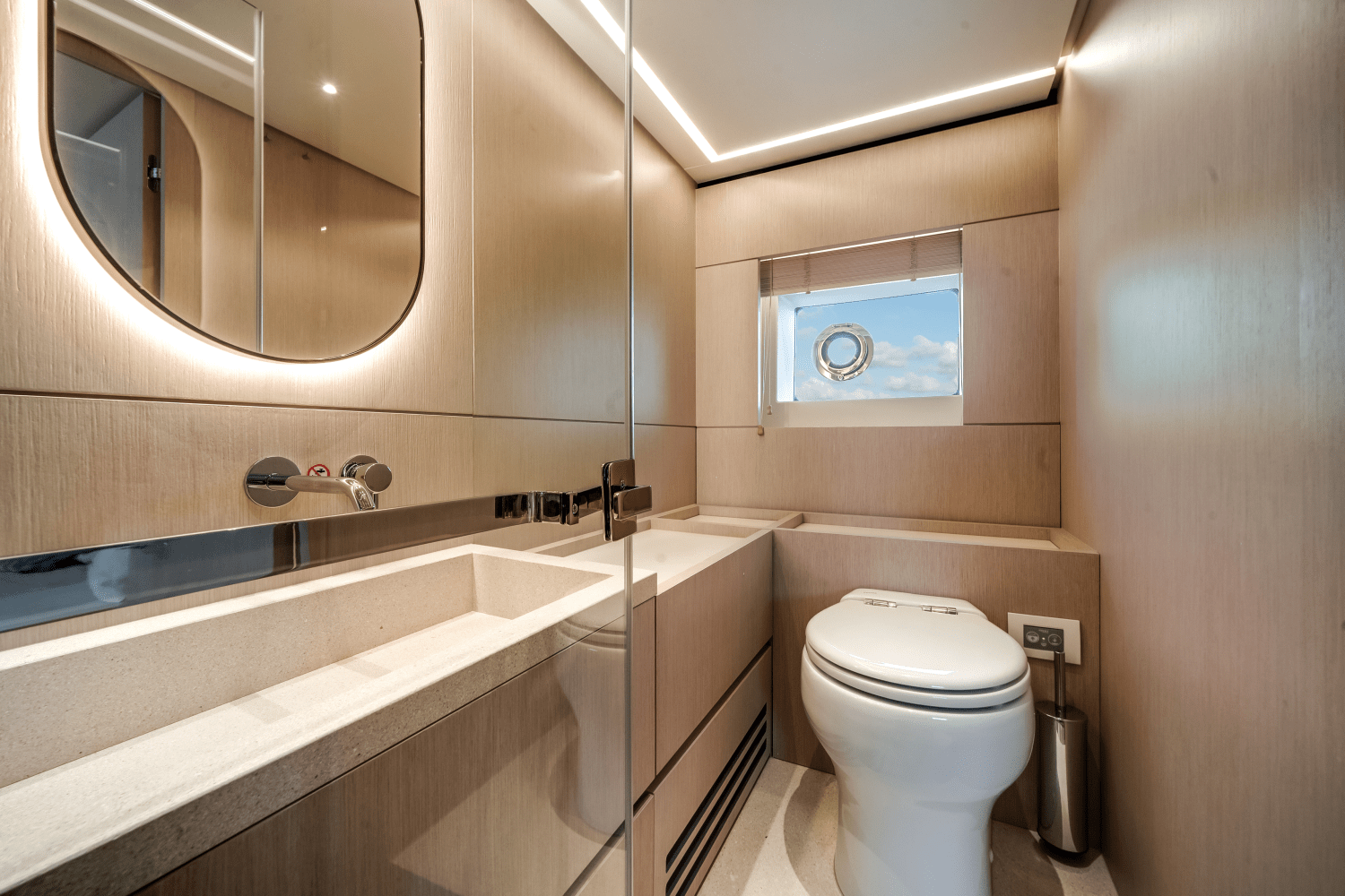 2025 Azimut Seadeck 6 Image Thumbnail #48