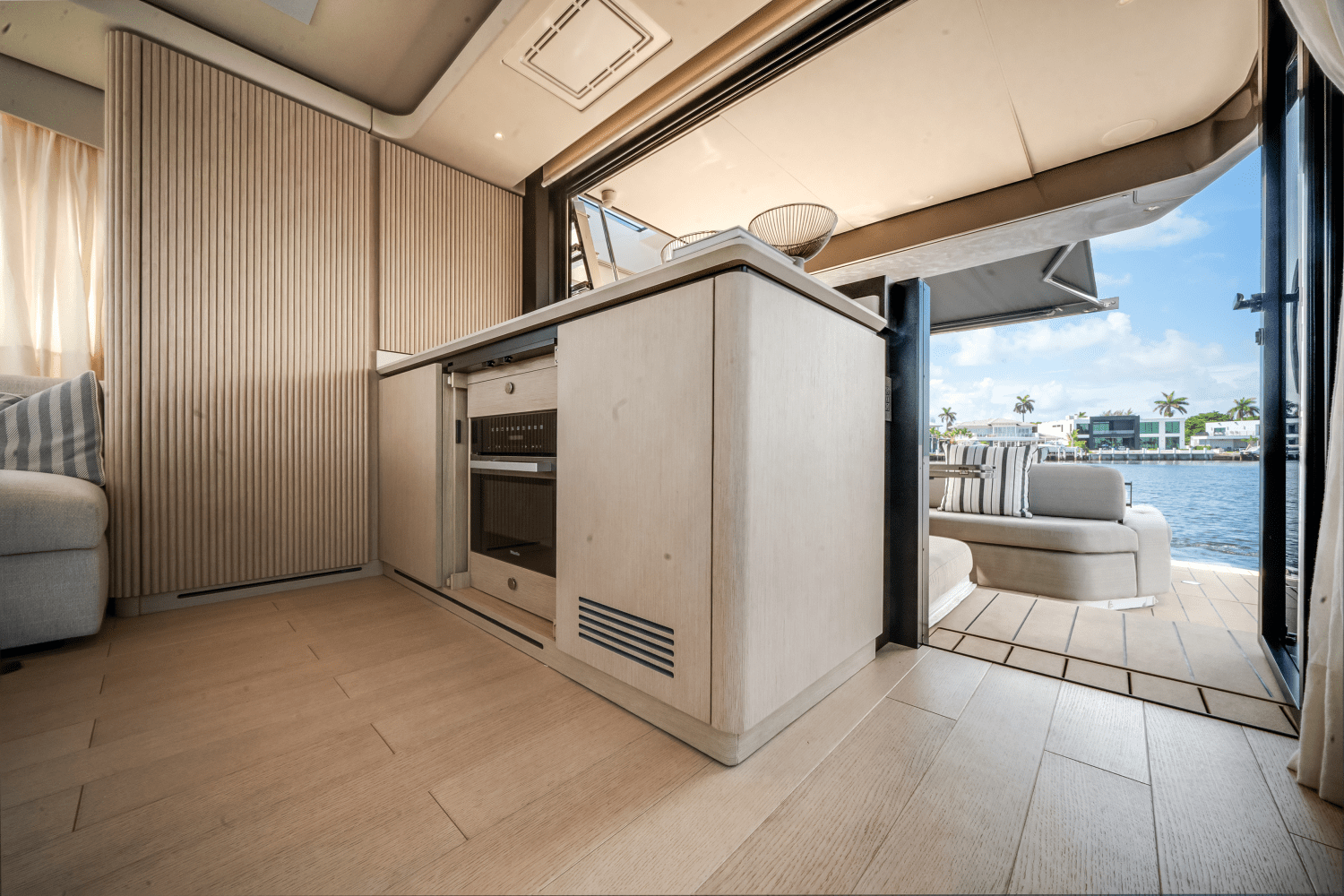 2025 Azimut Seadeck 6 Image Thumbnail #83