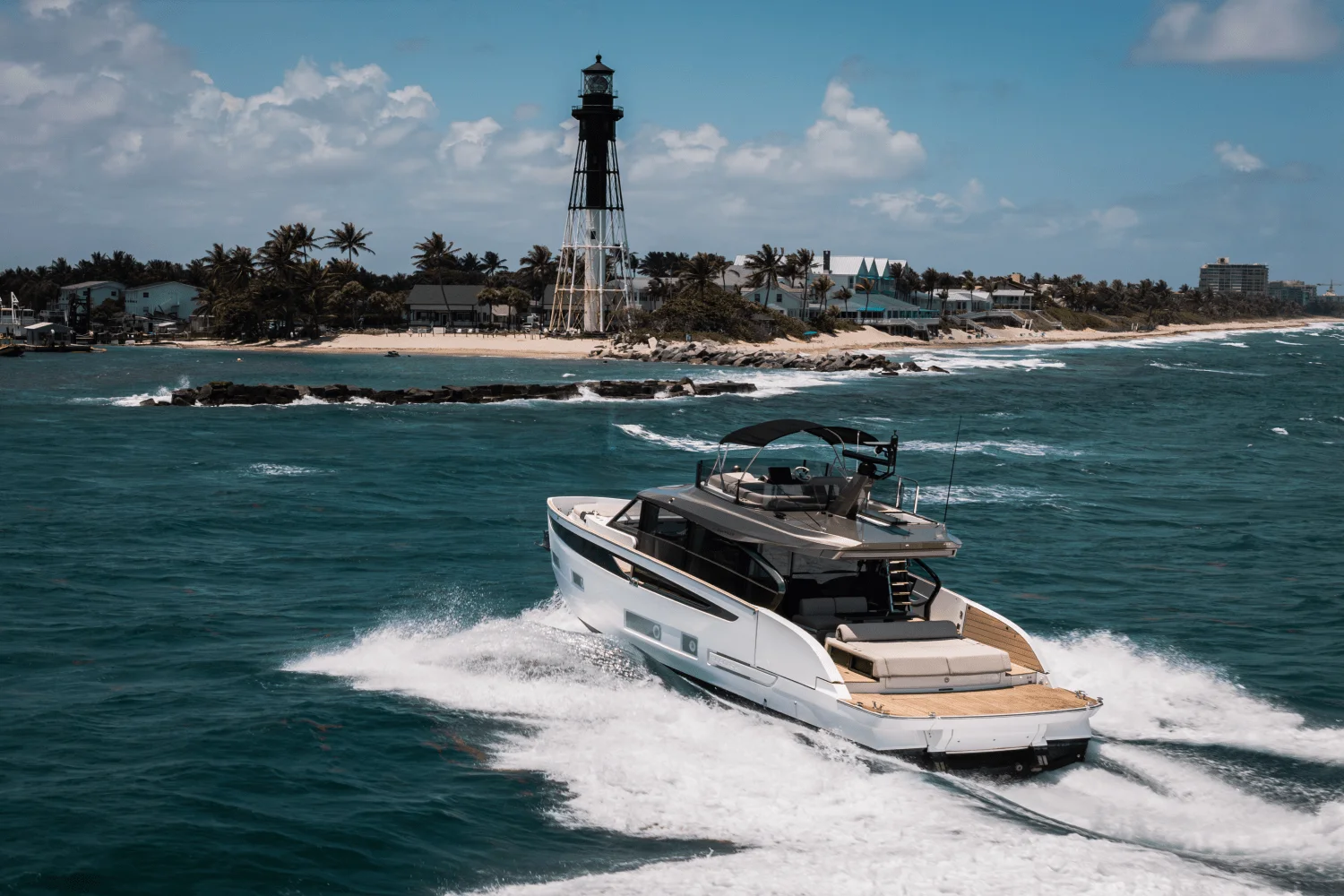 2025 Azimut Seadeck 6 Image Thumbnail #75