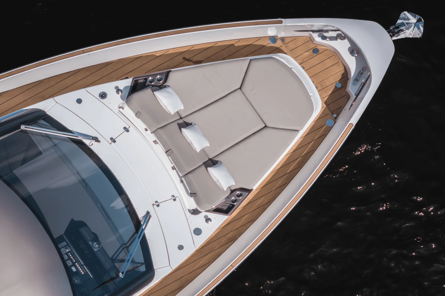 2025 Azimut Seadeck 6 Image Thumbnail #60