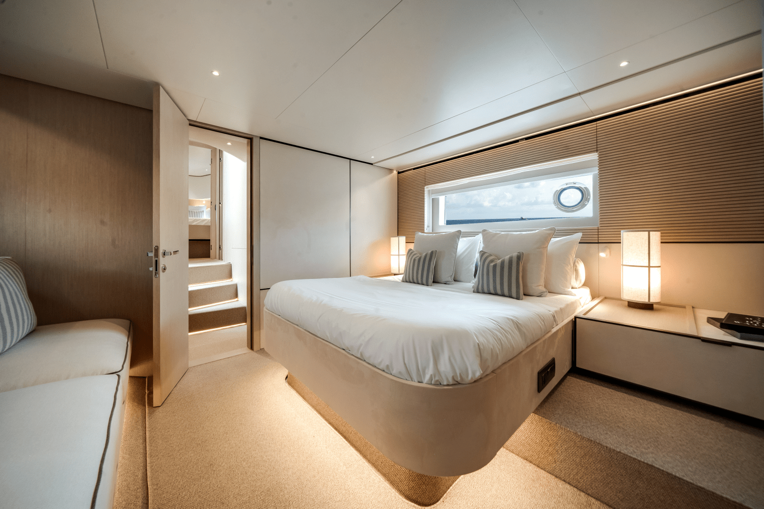 2025 Azimut Seadeck 6 Image Thumbnail #49