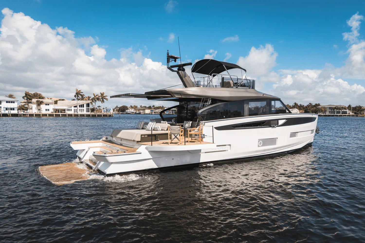 2025 Azimut Seadeck 6 Image Thumbnail #10