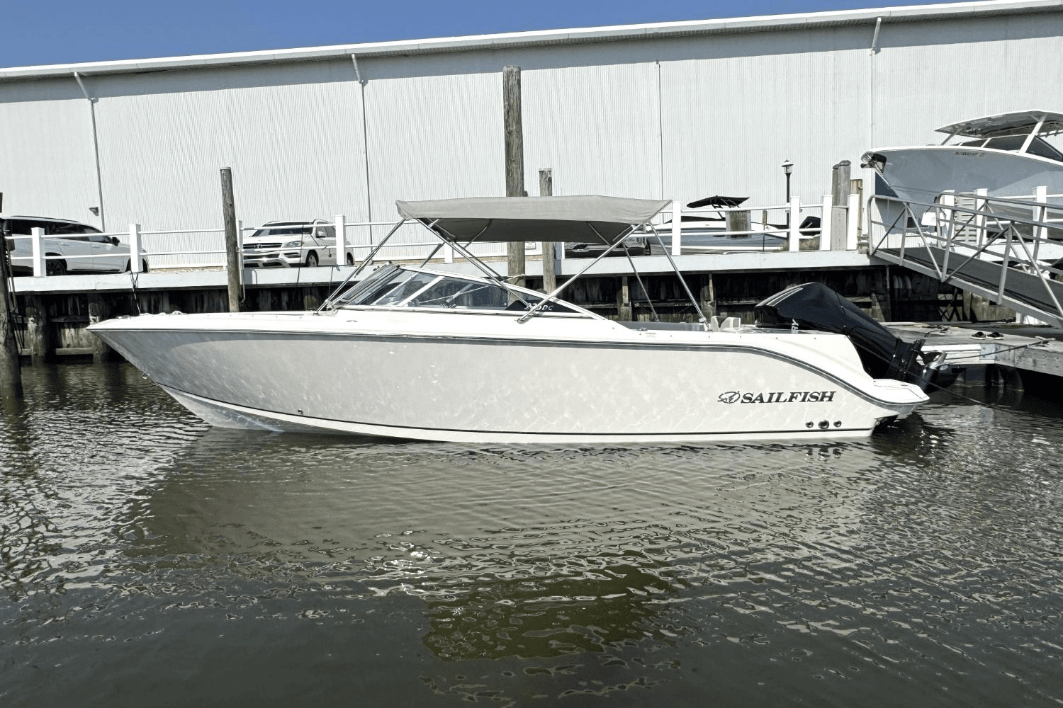 2024 Sailfish 226 DC Image Thumbnail #1