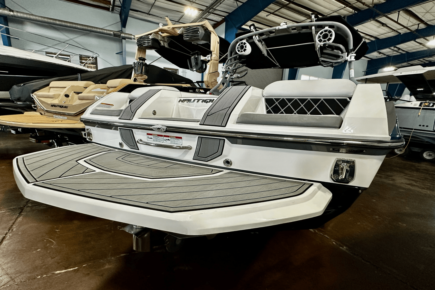 2018 Nautique Super Air Nautique GS22 Image Thumbnail #4