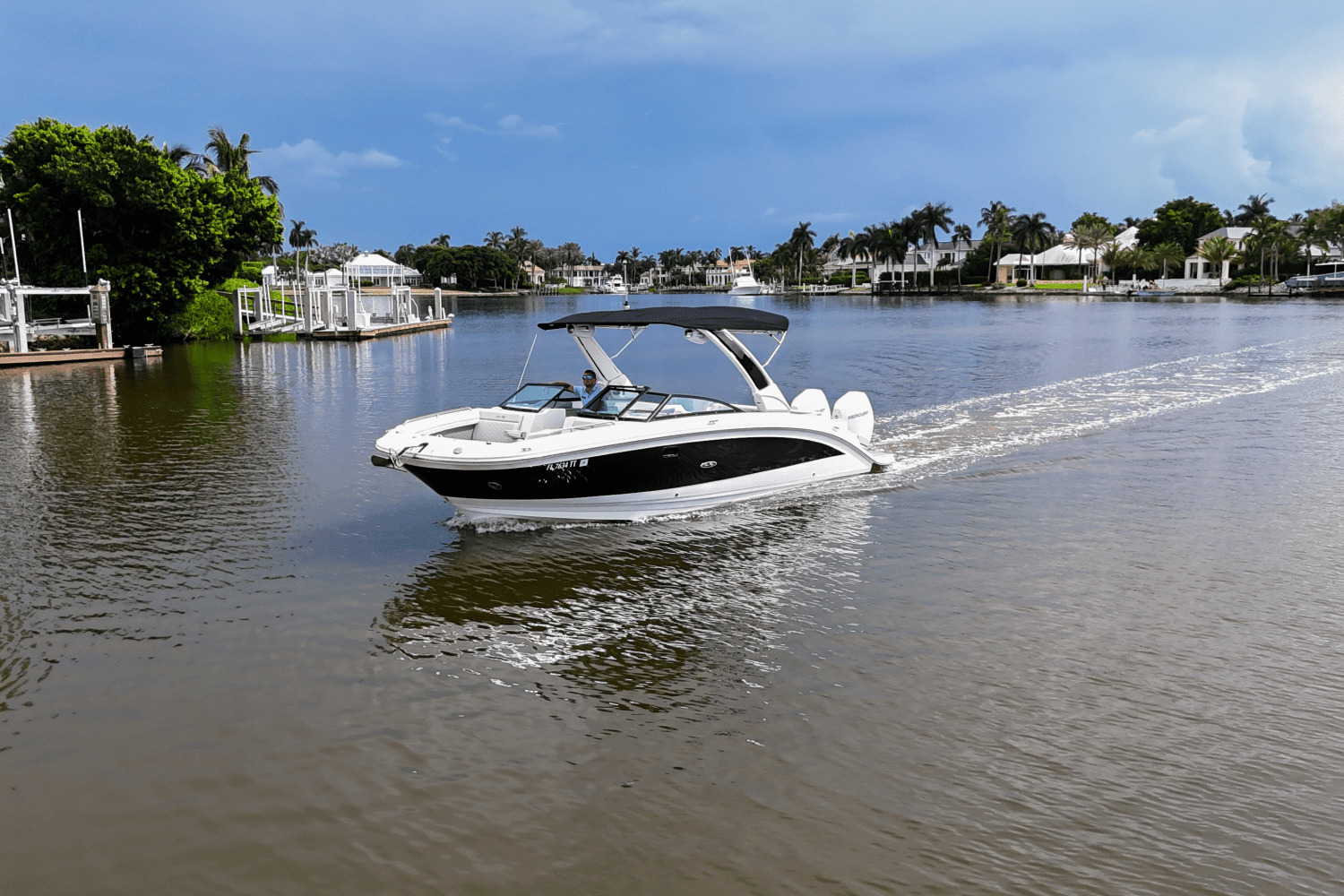 2021 Sea Ray SDX 290 Outboard Image Thumbnail #11