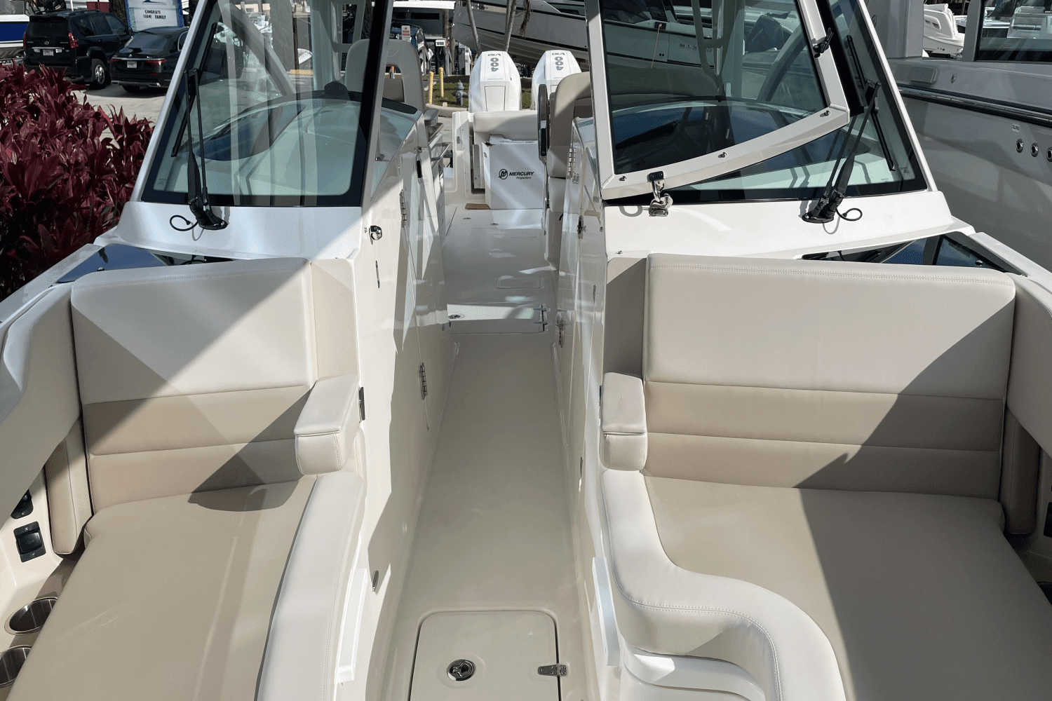 2024 Boston Whaler 320 Vantage Image Thumbnail #22