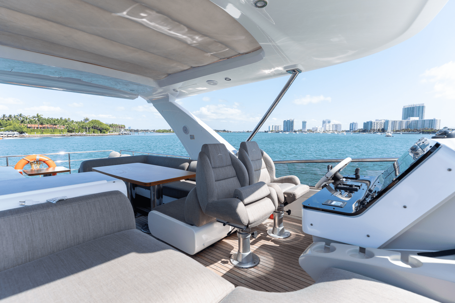 2023 Azimut
                                                             60 FLY Image Thumbnail #45
