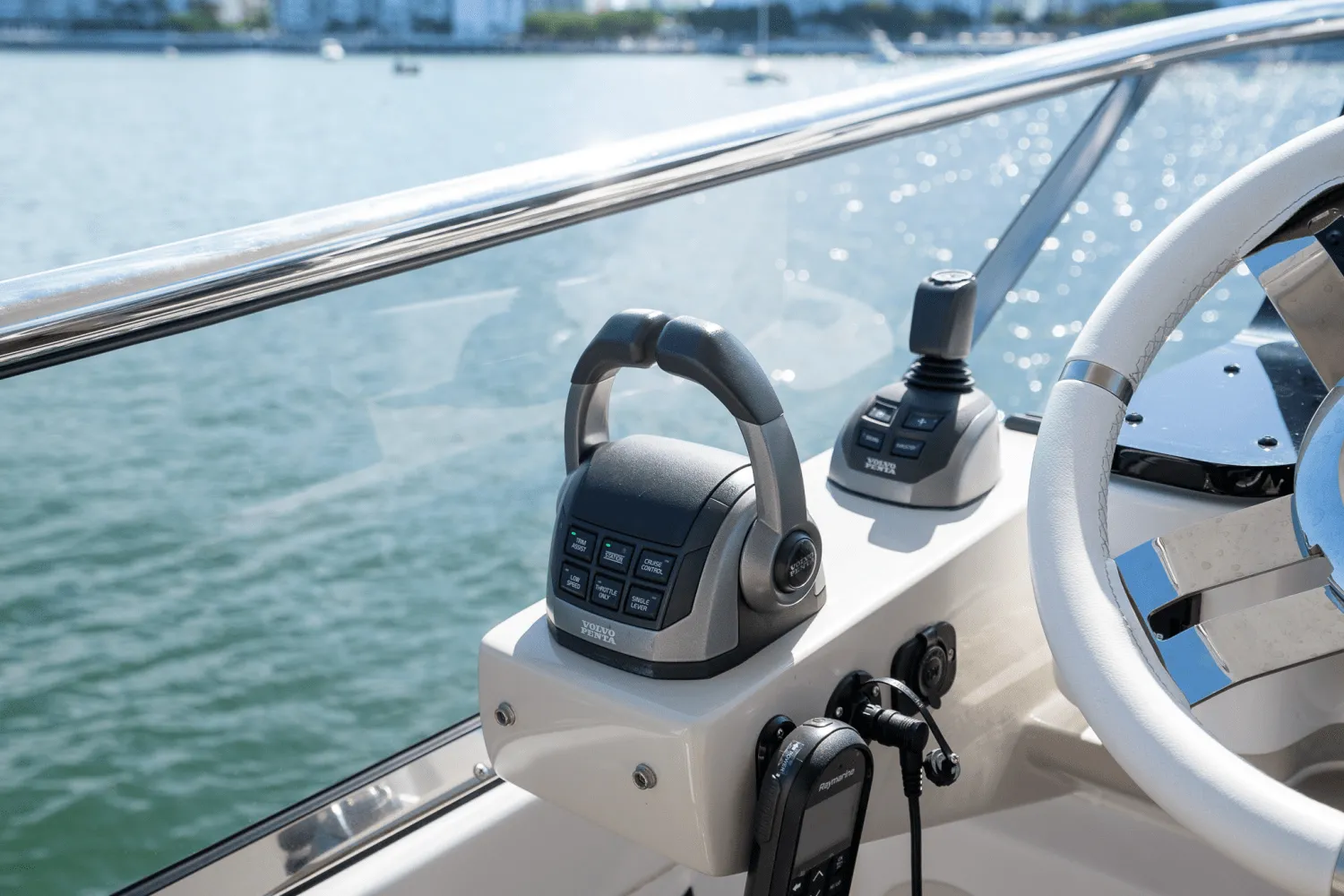 2023 Azimut
                                                             60 FLY Image Thumbnail #58
