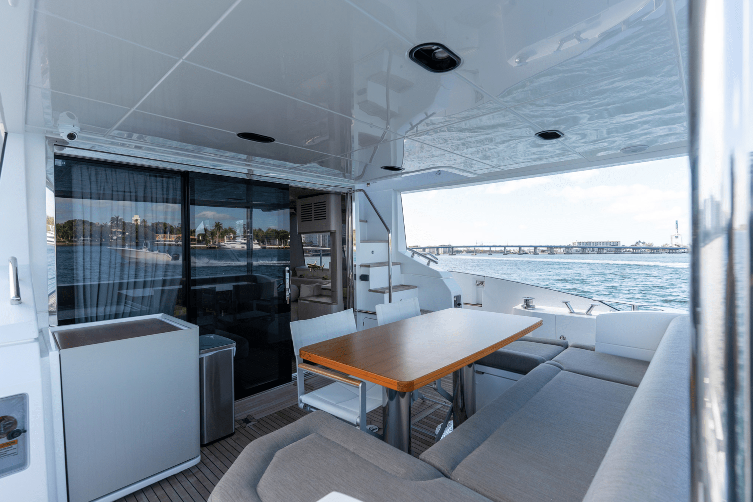 2023 Azimut
                                                             60 FLY Image Thumbnail #35