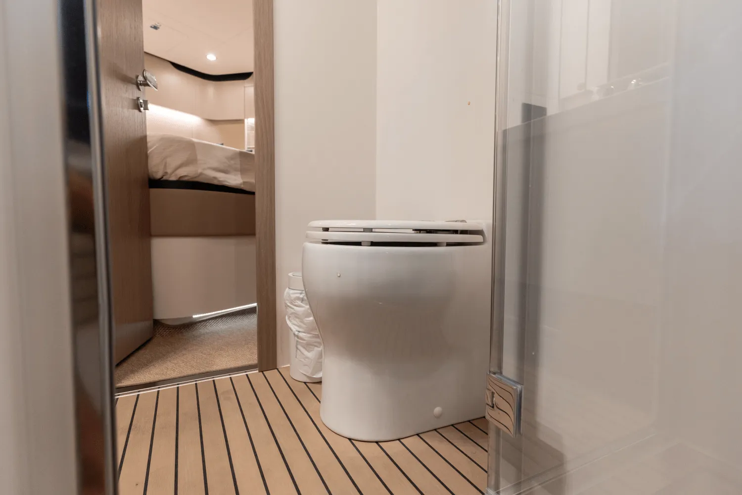2023 Azimut
                                                             60 FLY Image Thumbnail #81